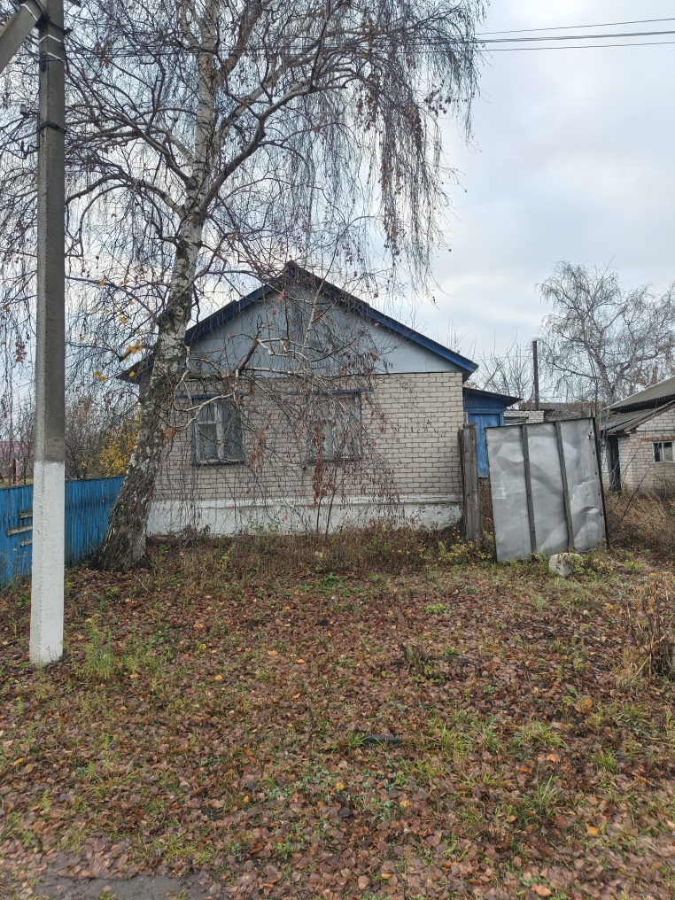 Административное здание аптеки №123, с земельным участком