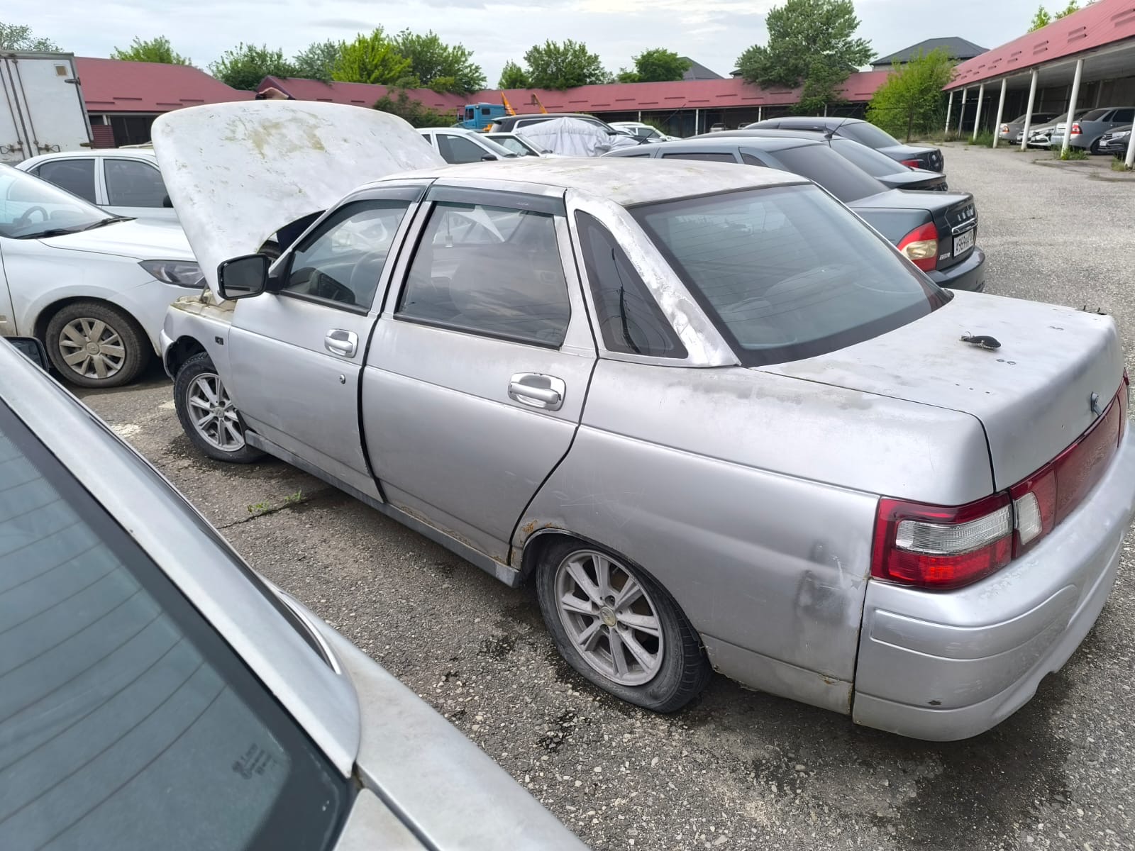 Автомобиль марки ВАЗ 21102, 2003 года выпуска, VIN ХТА21102030625108, с аннулированным государственным регистрационным знаком К079АТ95. Транспортное средство находится в неудовлетворительном, нерабочем техническом состоянии. Документы отсутствуют