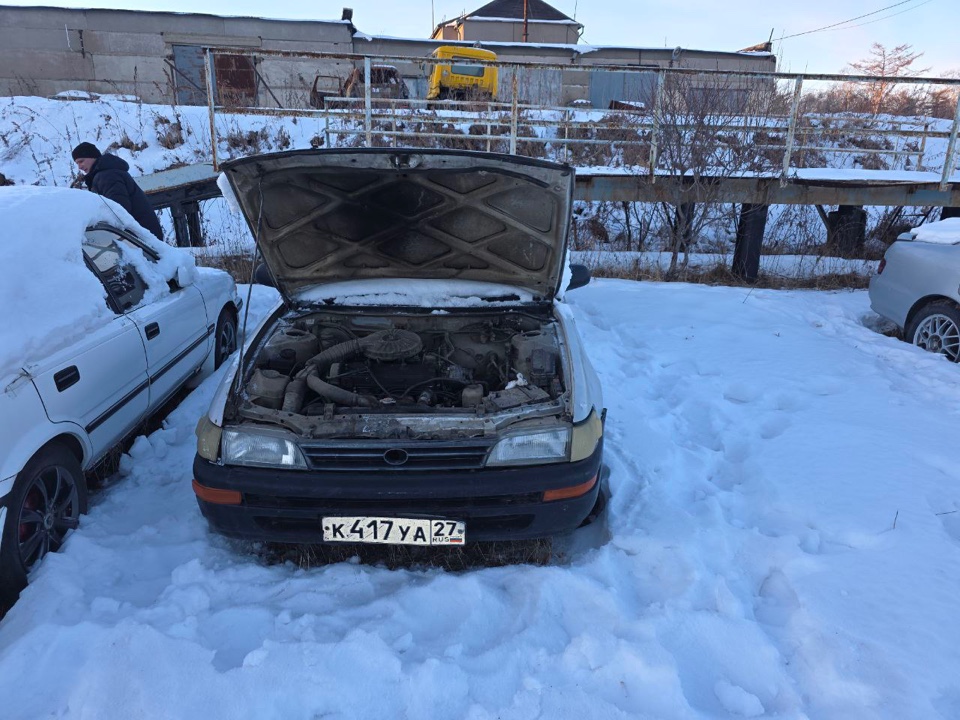 Автомобиль марки "Toyota Corolla" г/н К417УА27, 1992 г.в., двигатель 1032303, № кузова ЕЕ1070012795, цвет светло -серый