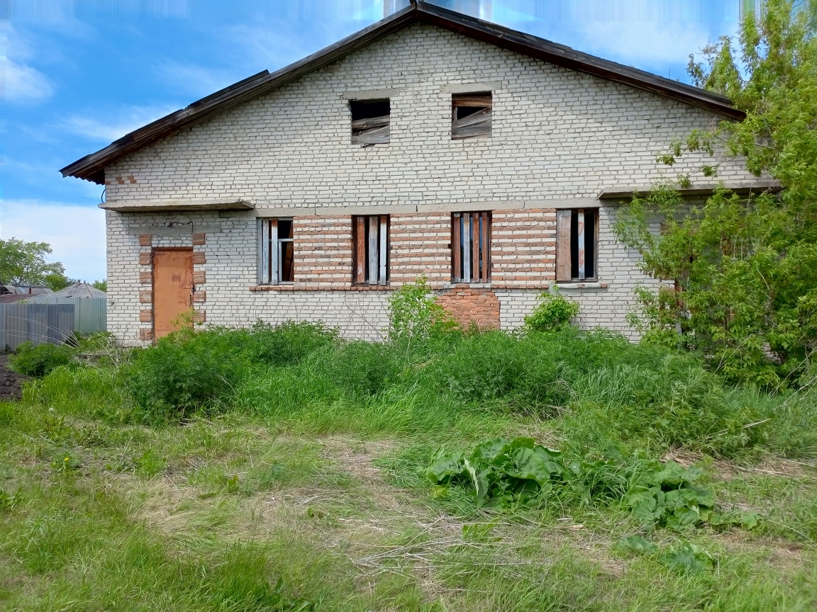 Здание, общей площадью 185 кв.м