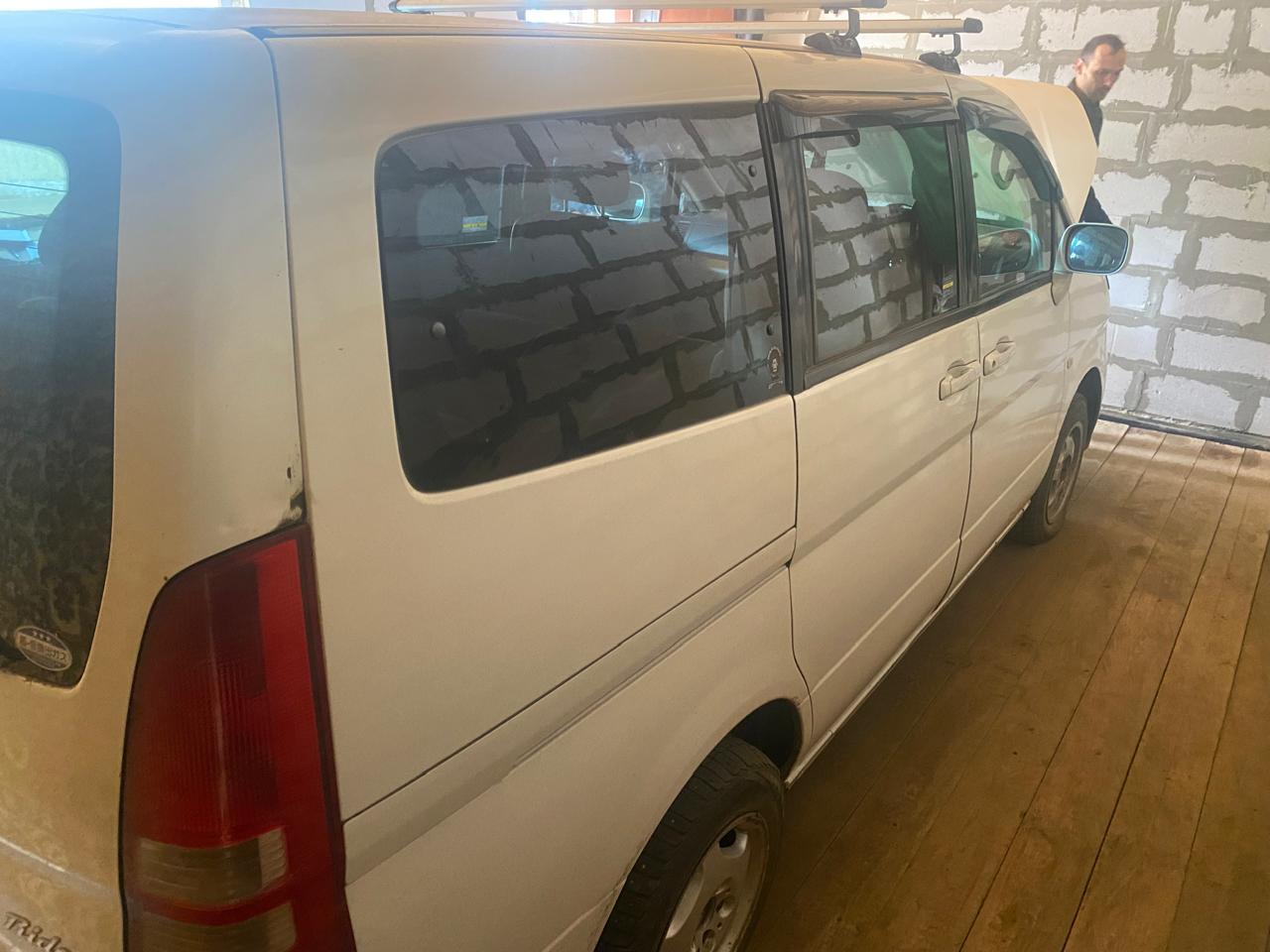 Автотранспортное средство Nissan Serena, 2002 года выпуска, номер кузова (прицепа) ТС24114154.