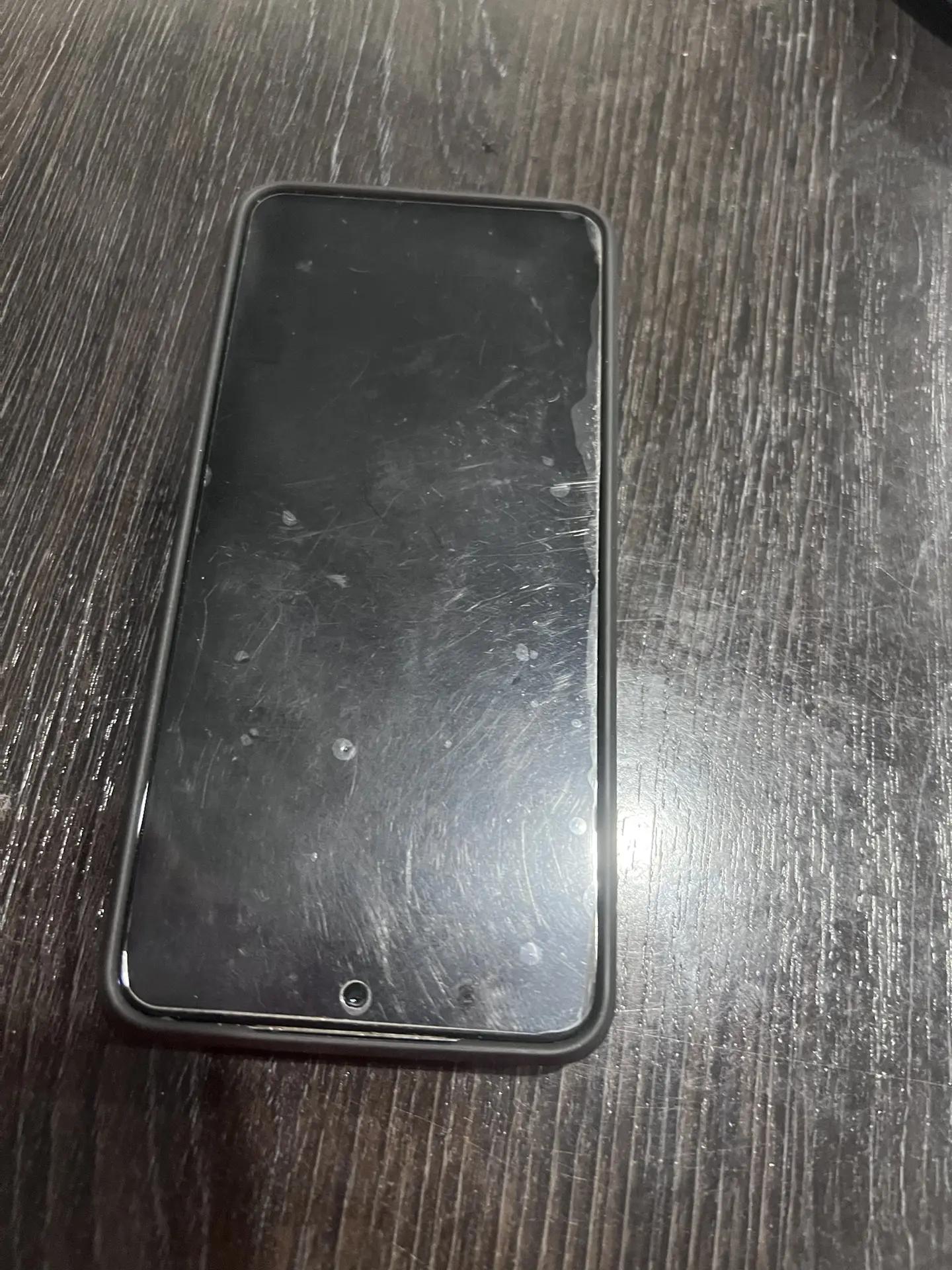 мобильный телефон марки "Samsumg S21" IMEI1: 355320549720632/01, IMEI2: 355695669720631/01 1 Штука (шт)