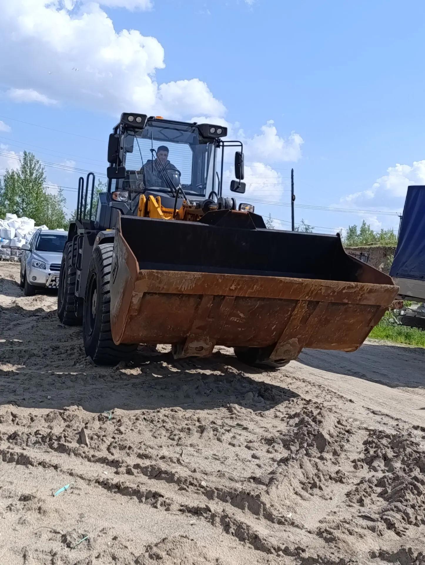 Погрузчик, марка: ДСТ-УРАЛ П465