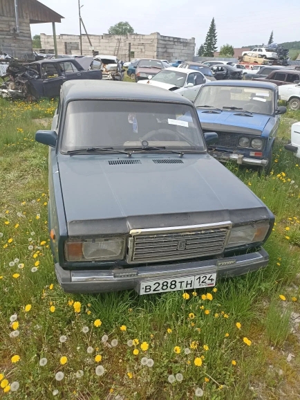 Автомобиль ВАЗ 21074, г/н В288ТН124, 2003г.в., VIN XTA21074031696047 комплектность и состояние не проверялась данное имущество обращено в доход государства.Находится в Балахтинском районе (Документы отсутствуют, )
