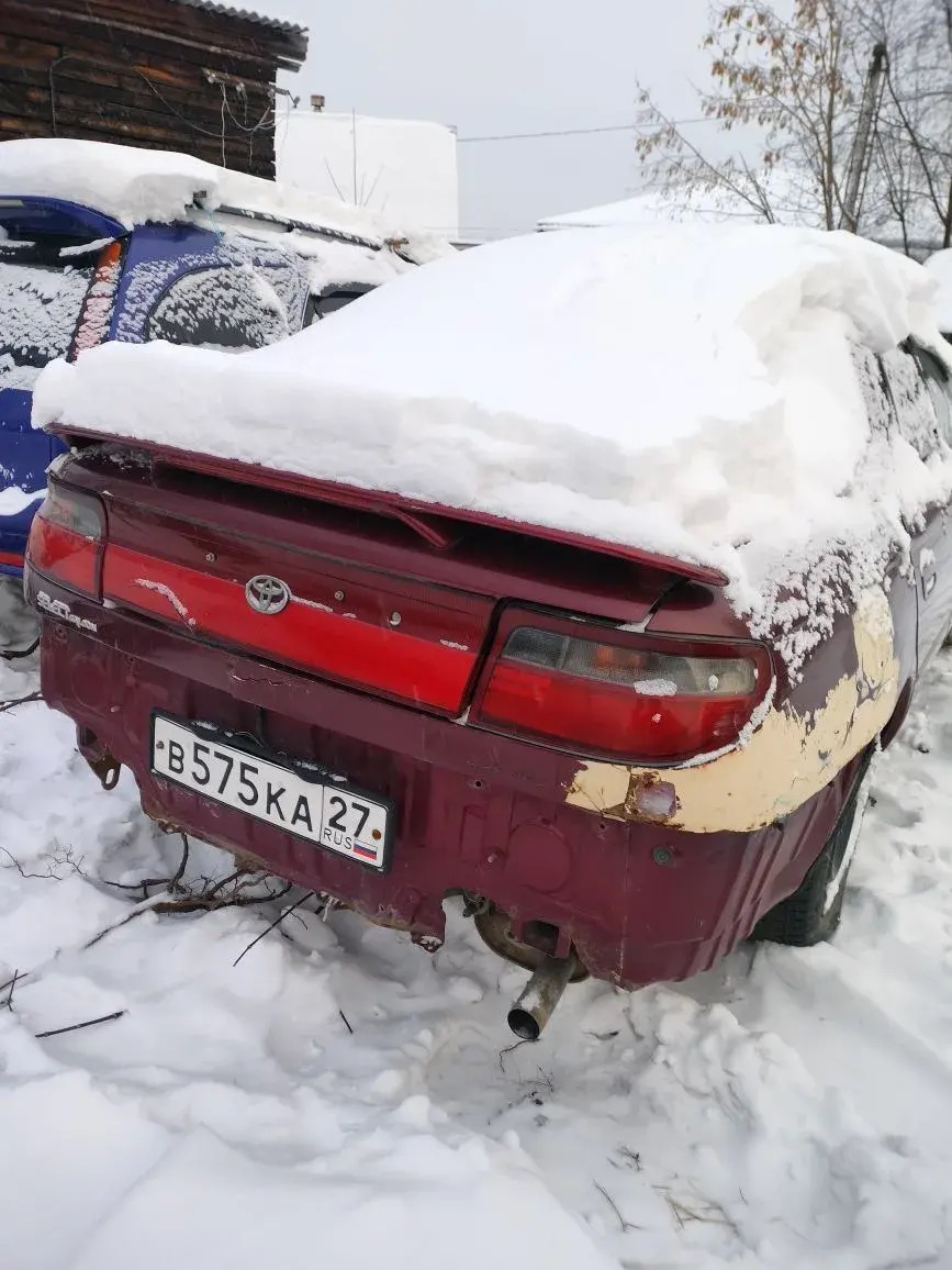 Автомобиль марки Toyota Сarina г/н В575КА27, по карточке тс 1992 г.в, № кузова АТ1920005509