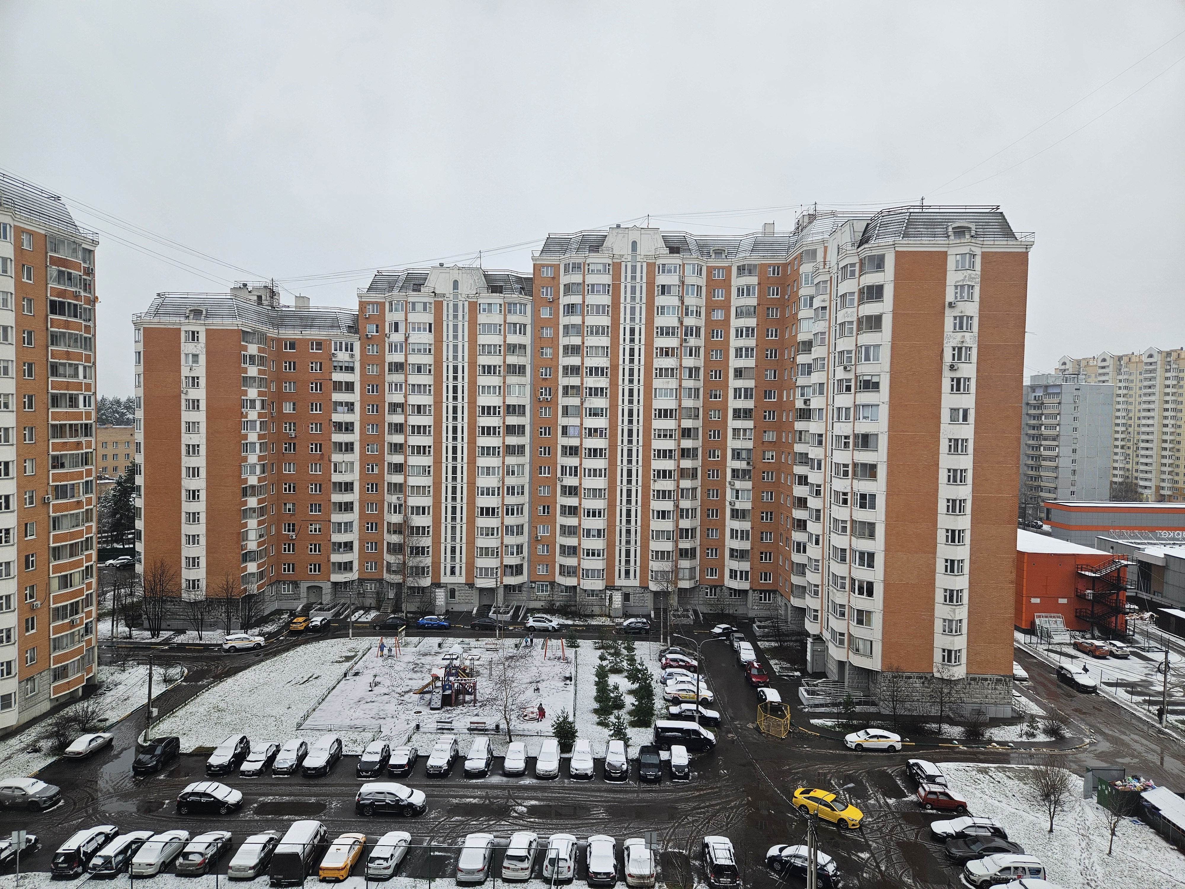 Продажа имущества, находящегося в собственности города Москвы, жилое помещение по адресу: Московская обл., д. Голубое, ул. Родниковая, корп. 4, кв. 22, общей площадью 37,6 кв. м (этаж № 06), кадастровый номер: 50:09:0070106:3110