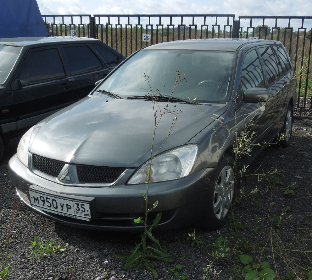 Автомобиль марки Мицубиси Лансер 1,6STW, грз: М950УР35, VIN JMBLNCS3W7U003191