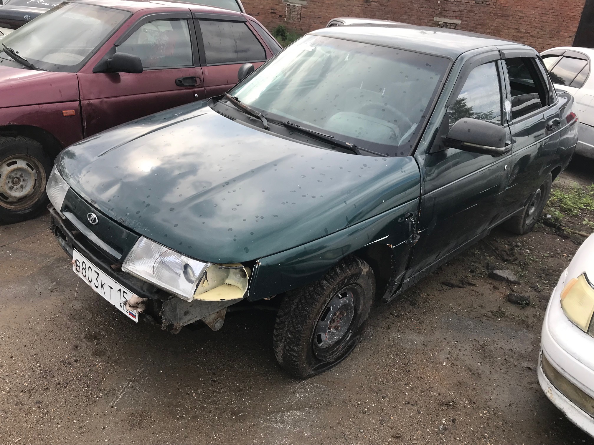 Автомобиль марки ВАЗ 21074 (VIN) XTA21074052148827, 2005 г.в. (ключи в наличии, документы отсутствуют); ВАЗ 21101 2005г.в., № ХТА 21101050875380 (ключи в наличии, документы отсутствуют); ВАЗ 21102 2003 г.в.,VIN: XTA21102030633588 (ключи в наличии, документы отсутствуют); ВАЗ-21100, 1998 г.в., VIN: XTA211000X0066642