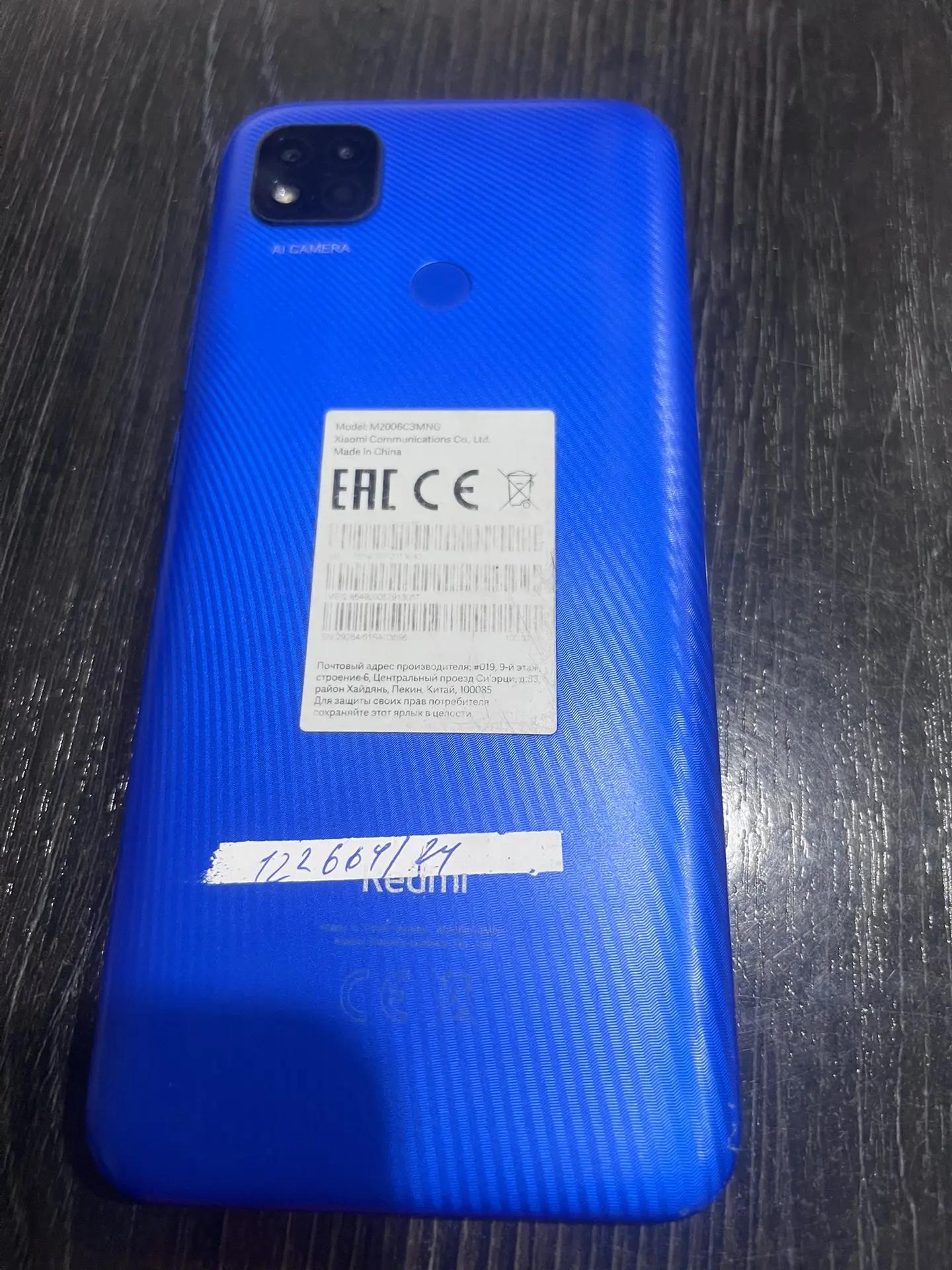 мобильный телефон Redmi в корпусе синего цвета с сим-картой сотового оператора Билайн 1 Штука (шт)