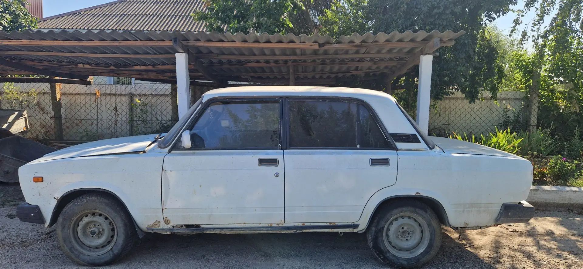 Автомобиль ВАЗ 21074, 2005 года выпуска