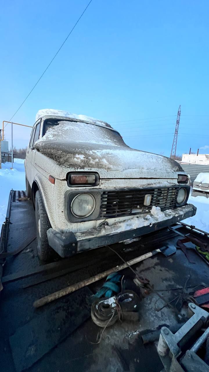 Автомобиль марки ВАЗ 2121, 1984 г/в, без г/н, VIN XTA212100E0371500