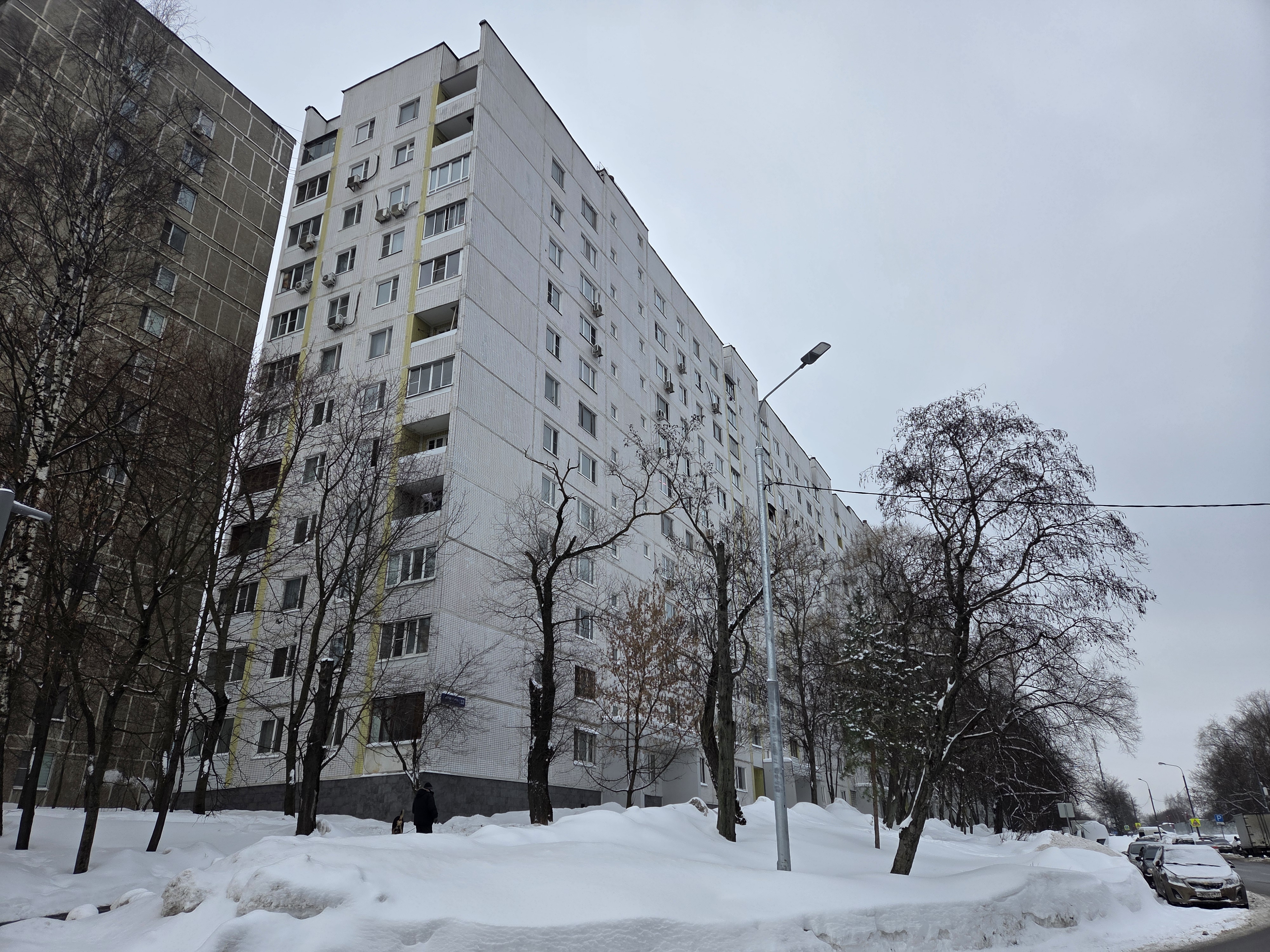 Продажа имущества, находящегося в собственности города Москвы, жилое помещение по адресу: г. Москва, ул. Корнейчука, д. 32, кв. 327, общей площадью 88,8 кв. м, (Этаж № 01), кадастровый номер 77:02:0002003:6387.