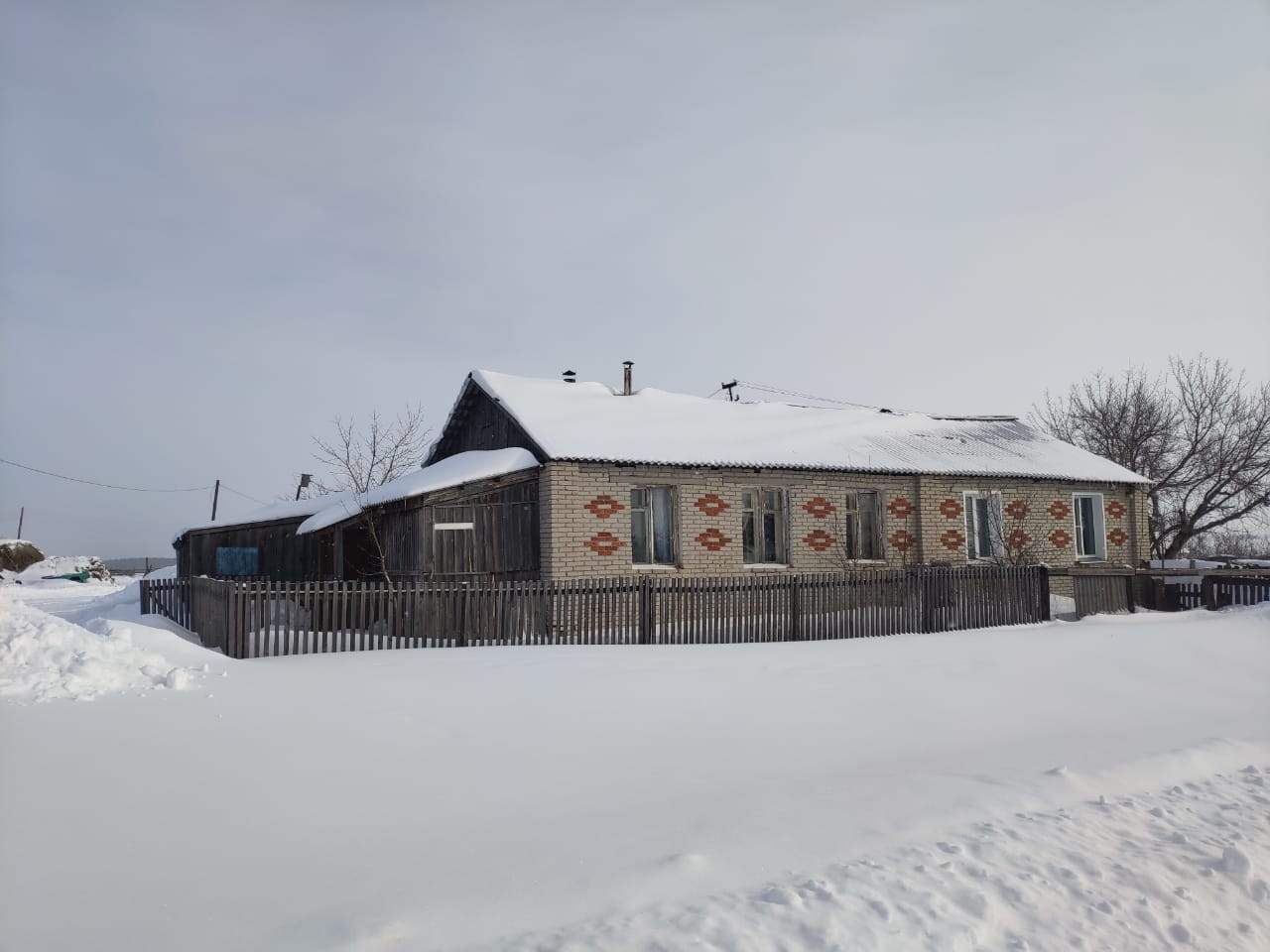 Нежилые помещения ФАП, площадь: 22,5 кв. м, по адресу: Курганская область, Куртамышский район, д. Добровольное, д. б/н, помещение 1-3