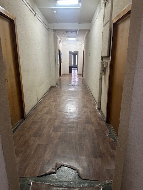 Объект аренды, площадь 376,7 кв. м., номера на поэтажном плане: 4 -го этажа 1,3-21,23-32, адрес (местонахождение) объекта: 360051, Кабардино-Балкарская Респ, Нальчик г, Шогенцукова пр-кт, дом № 14