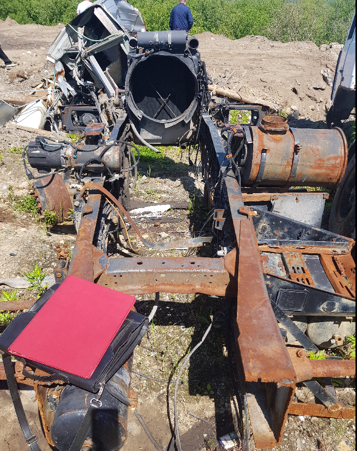 ГРУЗОВОЙ АВТОМОБИЛЬНЫЙ ТРАНСПОРТ (8 единиц).