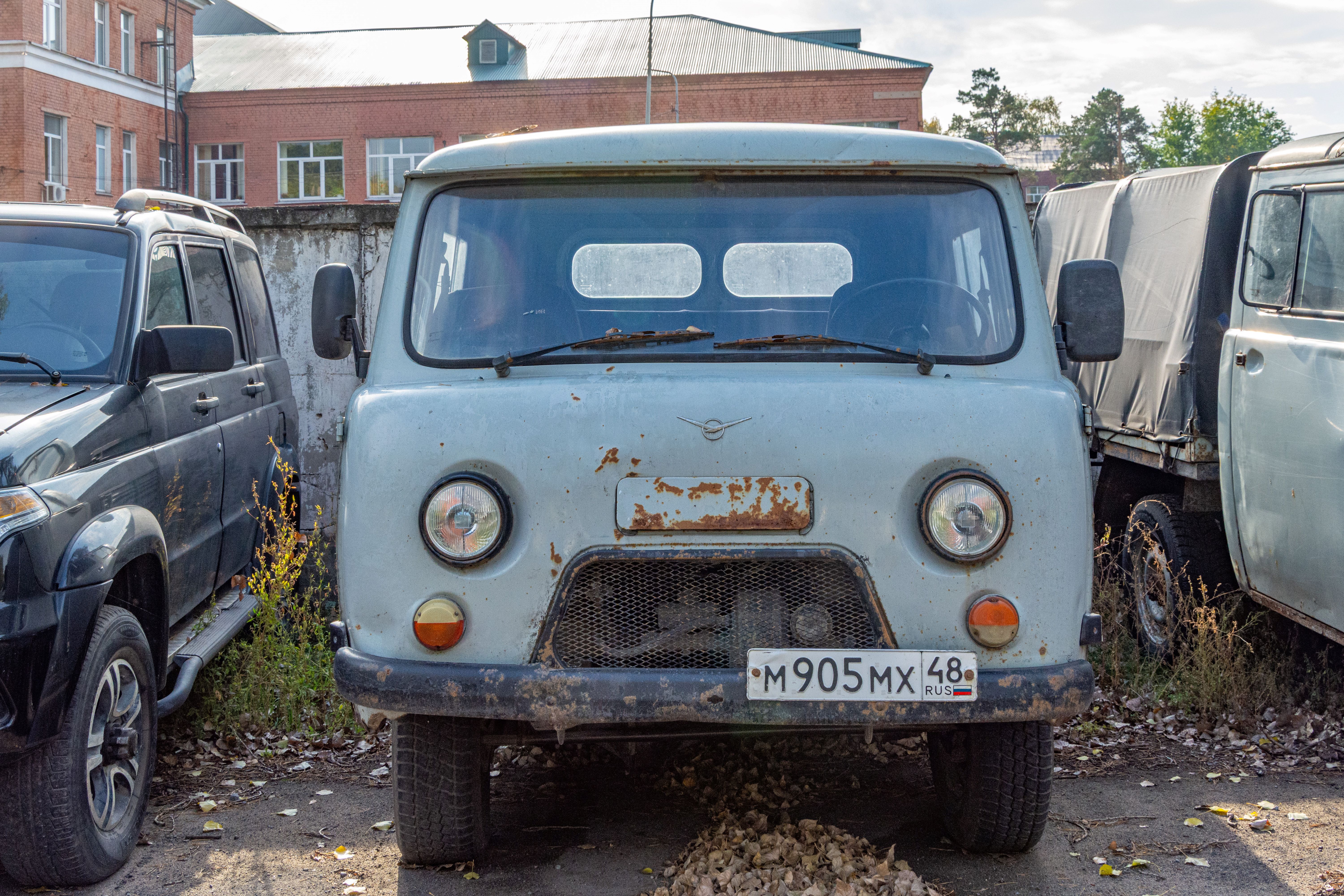 Грузовой автомобиль марка, модель УАЗ-390945, 2014 года выпуска, идентификационный номер (VIN): XTT390945E0208952, модель, № двигателя: 409110*Е3022278, цвет кузова – белая ночь.