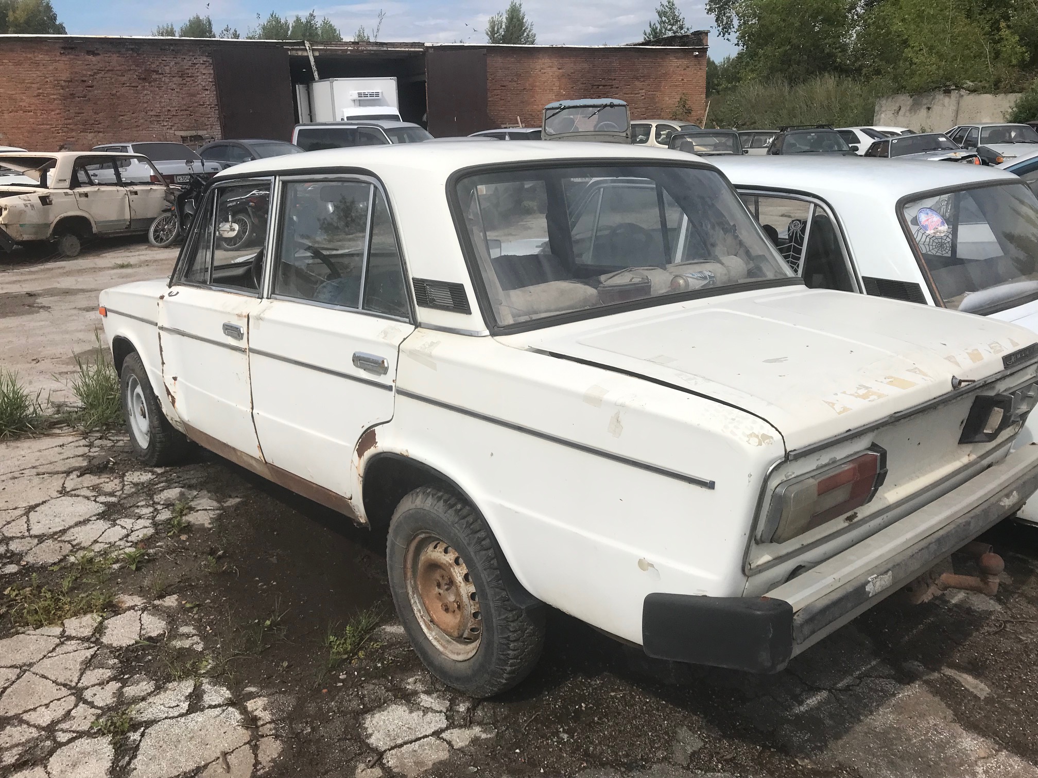 Реализация по прямому назначению: Автомобиль "ВАЗ 21065", 1997 г.в., VIN XTA210650V3870328 (документы, ключи отсутствуют); ВАЗ-21150, 2005 г.в., XTA21150054030006 (документы, ключи отсутствуют); "ВАЗ 21063", 1985 г.в., XTA210630F1256909 (ключи в наличии, документы отсутствуют); "ЛАДА 217230 ЛАДА ПРИОРА" 2010 г.в., XTA217230A0100620 (ключи в наличии, СТС в наличии, ПТС отсутствует); "ВАЗ 21093" номер кузова 3212541, XTA21039023212541 г.в. 2002 (документы, ключи отсутствуют)