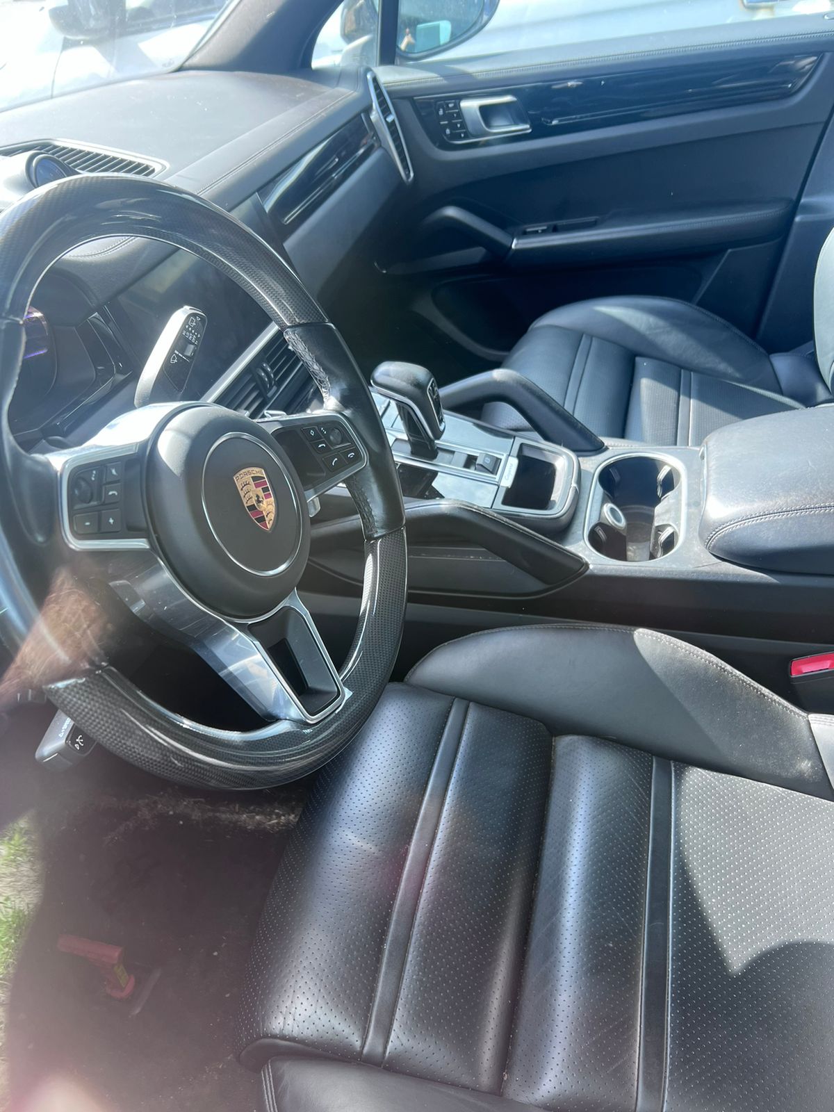 Транспортное средство ПОРШЕ CAYENNE S