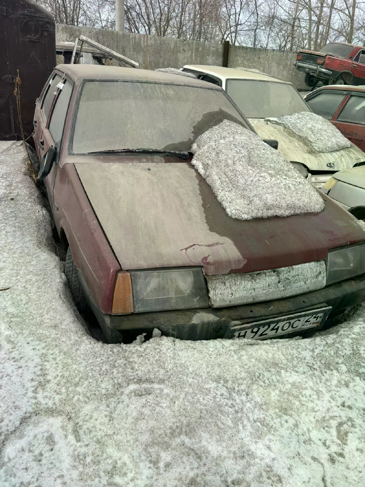 Автомобиль ВАЗ 21099, г/н Н924ОС24, г.в. не установлен комплектность и состояние не проверялась данное имущество обращено в доход государства, находится в г. Ачинске (Документы и ключи отсутствуют)