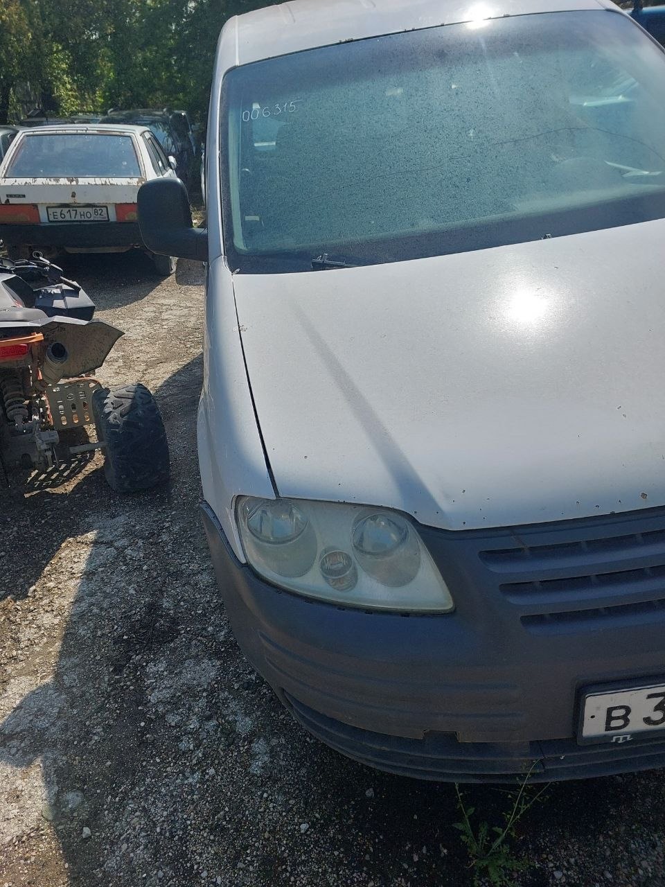 Автомобиль Фольксваген Кадди, год выпуска не установлен, VIN: WV1ZZZ2KZ6X082825, г/н В361ХР82.