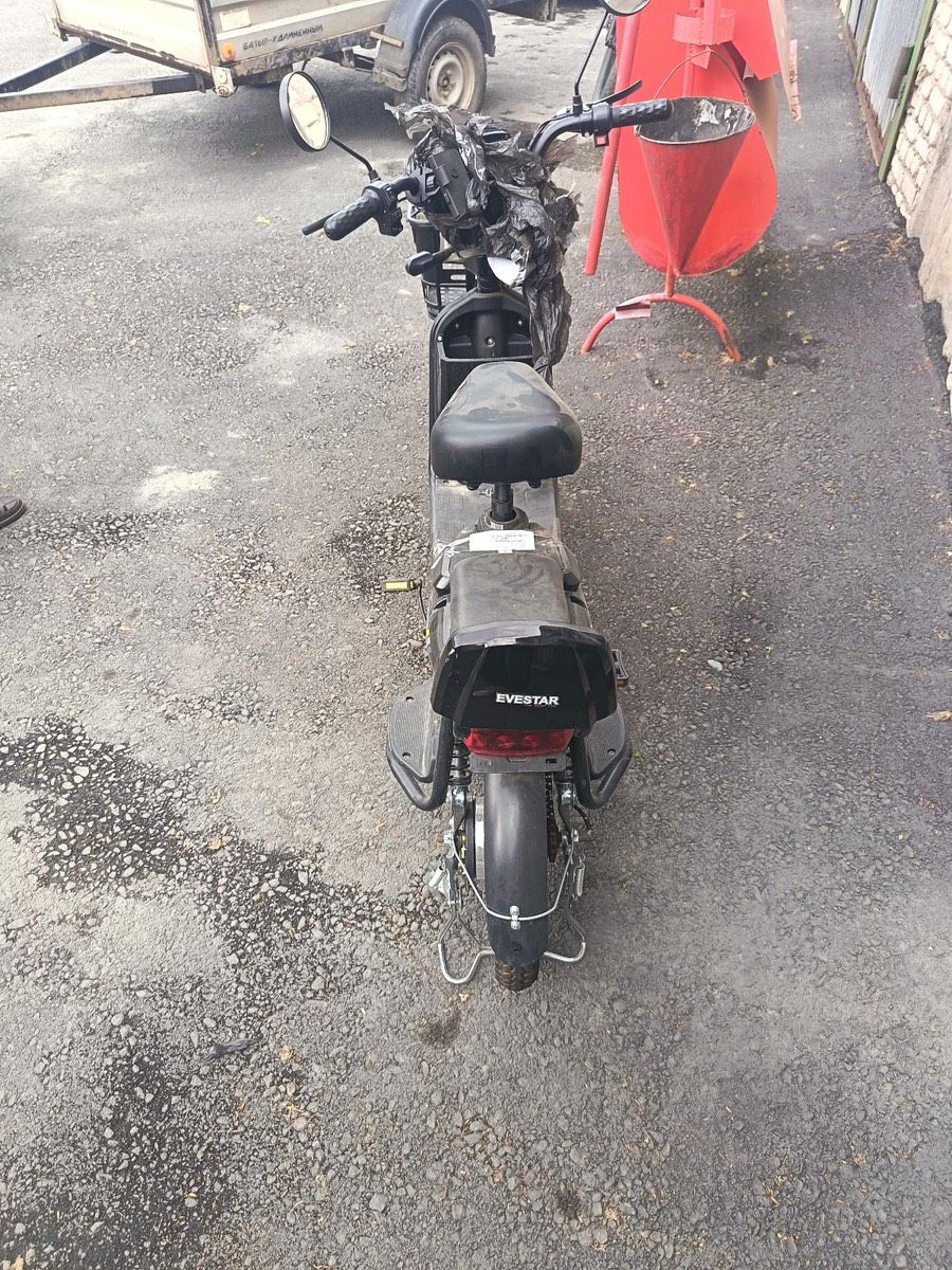 Электроскутер "Evestar SK8" 500 W без г/н , ключ