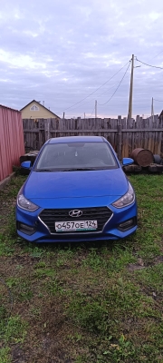 Легковой автомобиль седан HYUNDAI Solaris, 2018г.в., г/н O457OE124, VIN Z94K241CAKR100160, номер кузова Z94K241CAKR100160, номер двигателя JW420366, цвет синий. Начальная цена продажи 613 275 руб. Задаток 92050 руб.