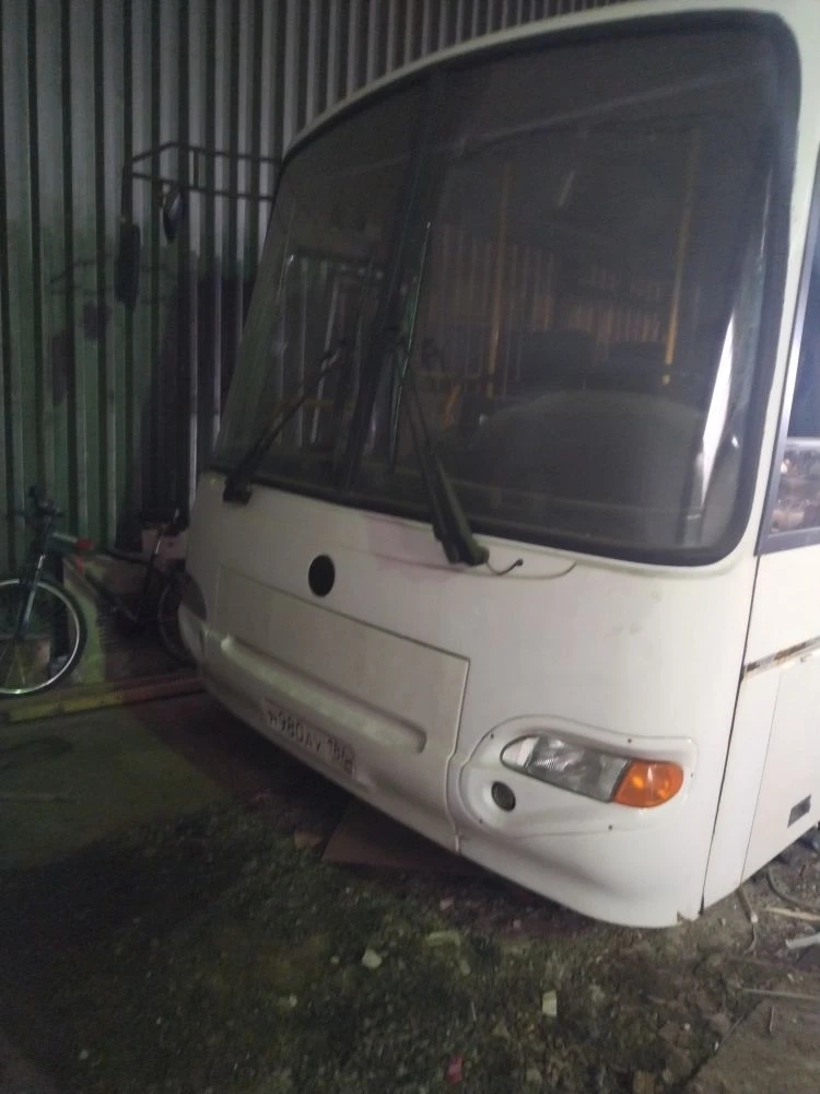 Автобус КАВЗ 4238-42, год изготовления 2015, VIN Z7N423842F0003207, государственный регистрационный знак Н980АУ186.