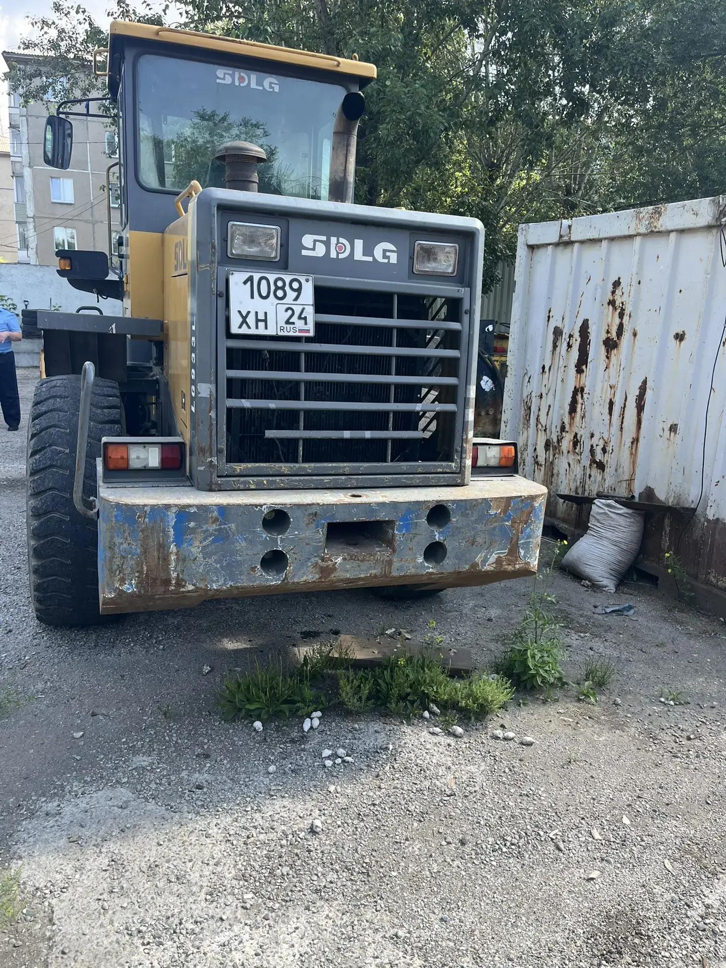 Погрузчик фронтальный LG933L, 2010 г.в., г/н 1089ХН24, заводской № VLG0933LK09035929, цвет желтый. В рабочем состоянии, ключ в наличии. Должник ООО «АКТ-СТРОЙ». Обременения: Арест, запреты судебного пристава исполнителя на рег. действия. Начальная цена продажи 2250000,00 руб. Задаток 338000,00 руб. (пор. 1463)