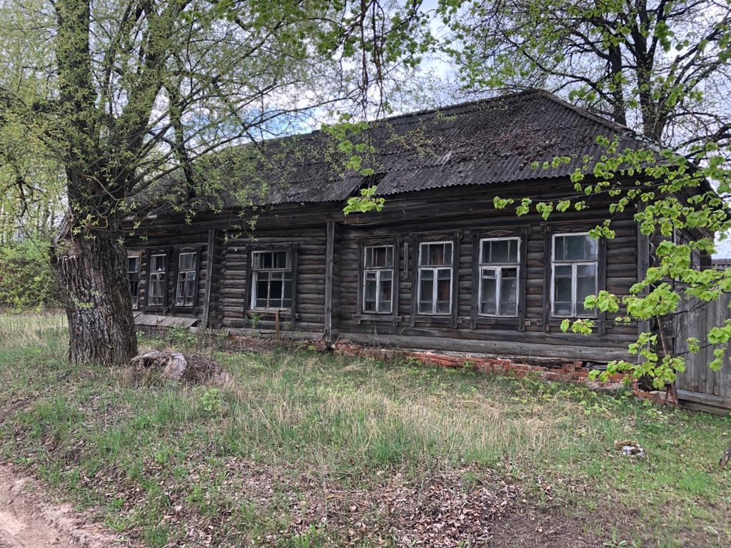 Нежилое здание мастерской, общей площадью 89,8 кв. м, назначение: нежилое, этаж 1, кадастровый номер 62:04:0010102:919, расположенное по адресу: Рязанская область, Касимовский район, р.п. Гусь-Железный, ул. Пионерская, д. 1, с одновременным отчуждением земельного участка, площадью 485 кв.м, К№ 62:04:0010102:277, разрешенное использование: бытовое обслуживание жилой застройки, категория земель: земли населенных пунктов, расположенного по адресу: Рязанская область, Касимовский район, р.п. Гусь-Жел