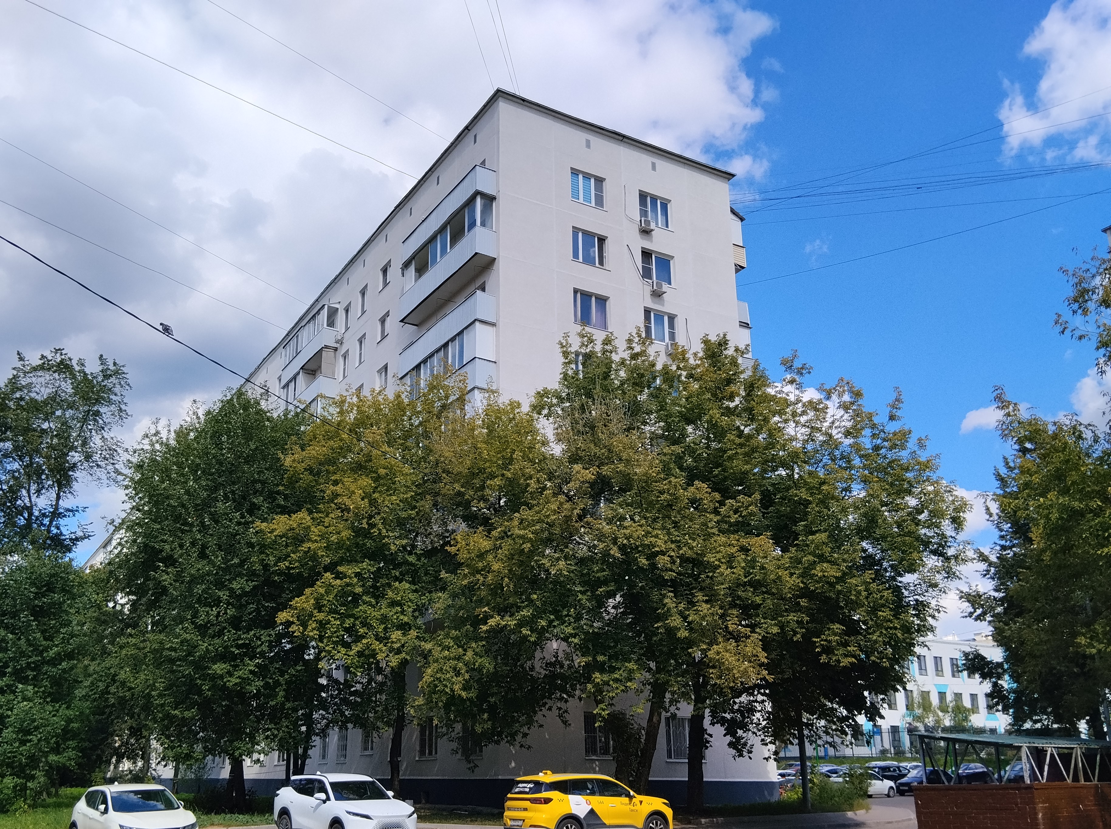 Продажа имущества, находящегося в собственности города Москвы, жилое помещение по адресу: г. Москва, ул. Новосибирская, д. 8, кв. 17, общей площадью 50,9 кв.м, (этаж № 05), кадастровый номер: 77:03:0002016:1866