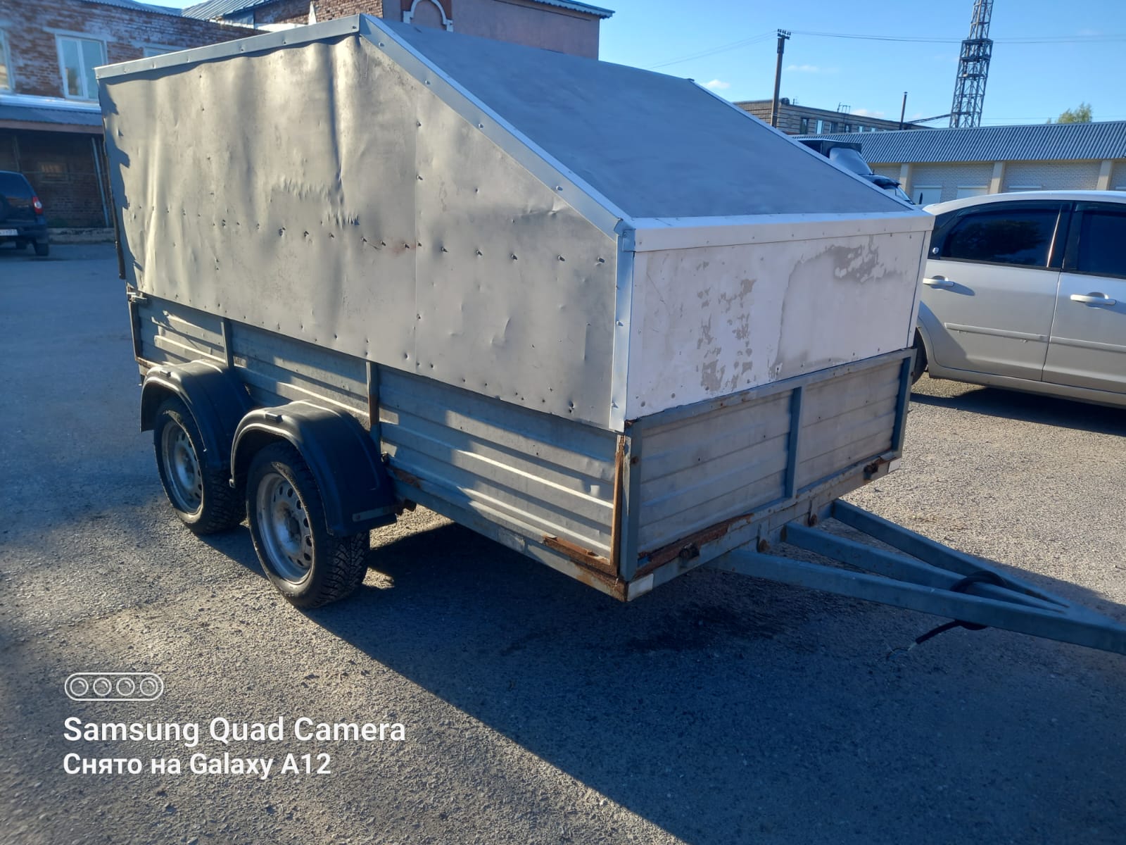 Прицеп марки MUSTANG 81074C, с регистрационным знаком АЕ816721 RUS (21-007297) Автомобиль УАЗ, грузовой бортовой, цвет серебристый, гос. номерной знак отсутствует, номера агрегата не имеются, борта деревянные (21-007439)