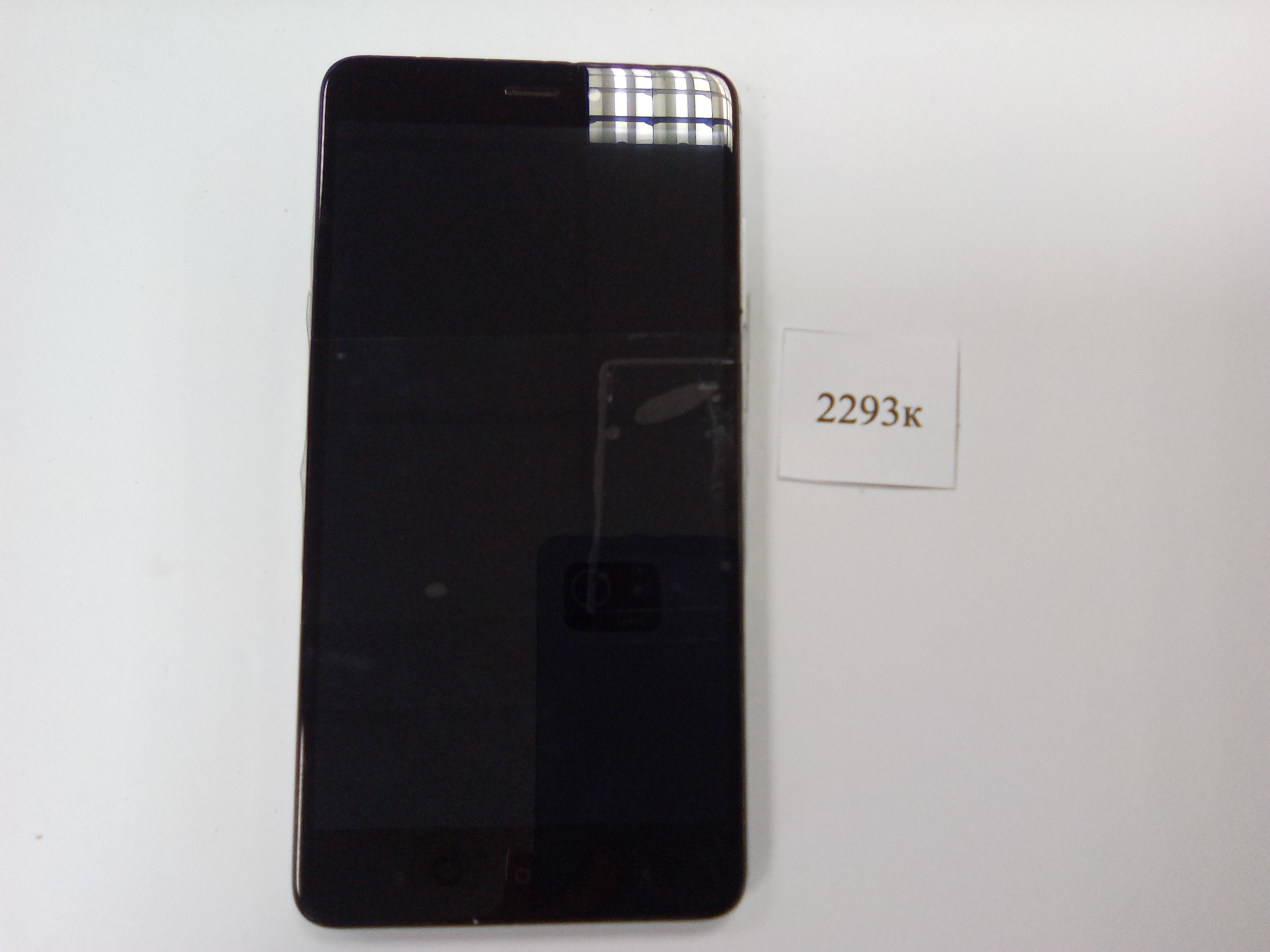 Сотовый телефон марки Redmi Note 4
