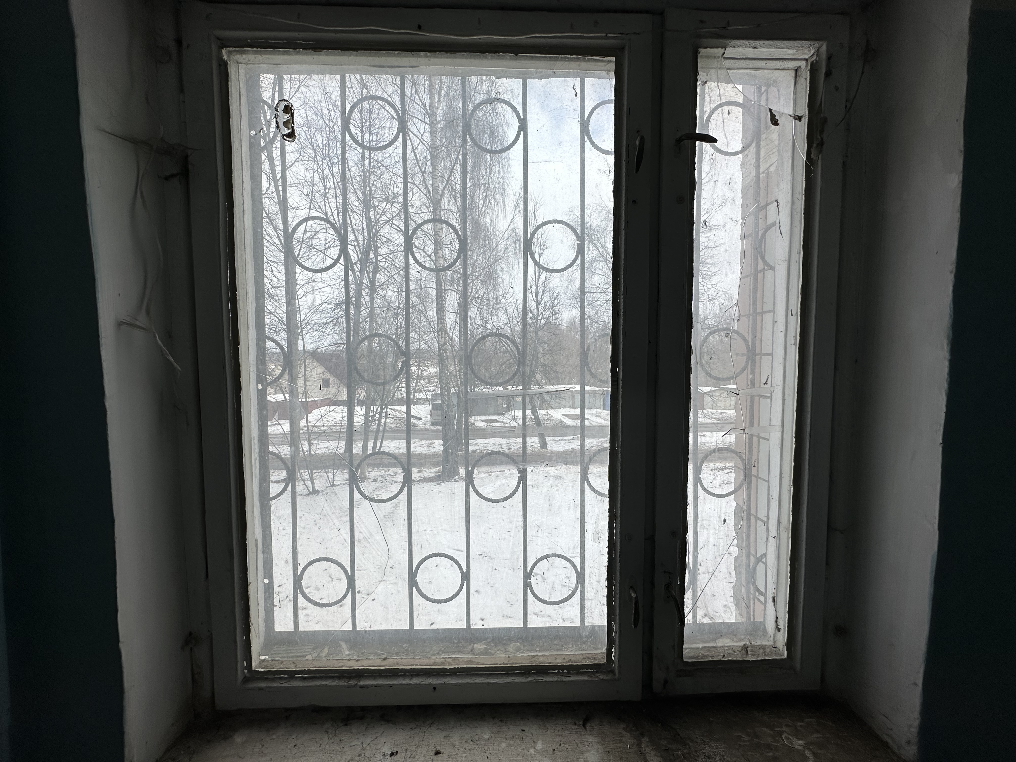 Объект аренды, площадь 242,4 кв. м, номера на поэтажном плане: этаж 1, пом. 1, ком. 9 - 15, 18, 23 - 33, адрес (местонахождение) объекта: Московская область, Чеховский район, городское поселение Чехов, г. Чехов, ул. Гагарина, 106