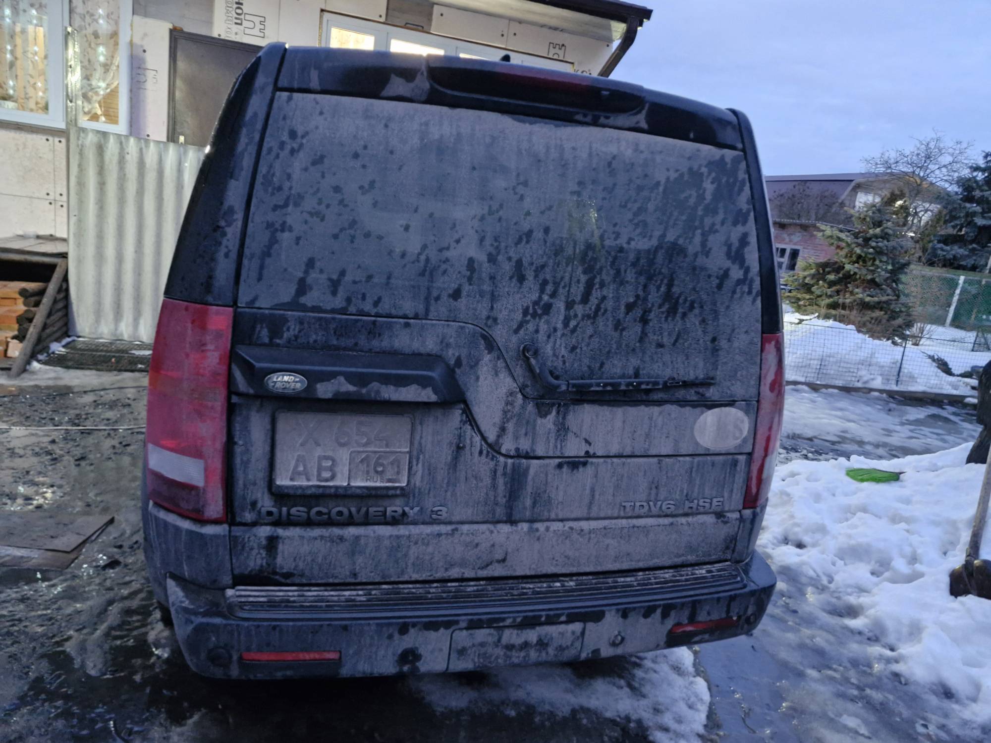 Легковой автомобиль Land Rover Discovery 3, 2007 г.в., г/н Х654АВ161, VIN SALLAAA148A459733, черного цвета, на момент составления акта о наложении ареста (описи имущества) транспортное средство не исправно, должник Яицкий А.Н., (Поручение ТУ Росимущества в РО от 23.06.2026 № 61-738-У). Адрес (местоположение): Ростовская область, Мясниковский район, с. Большие Салы, ул. Заводская, д. 27А