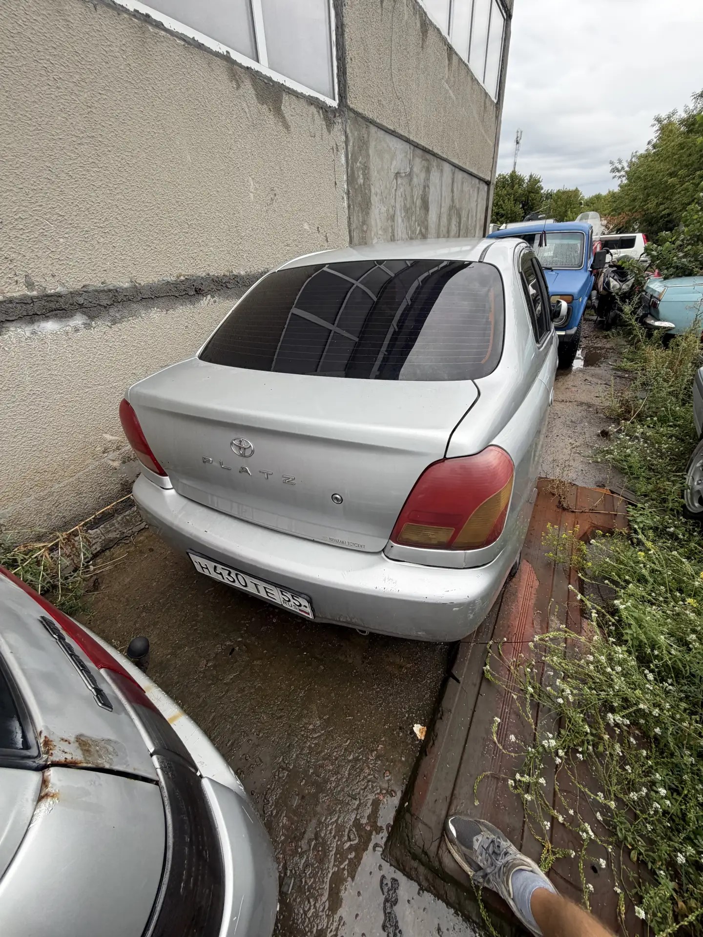 Автомобиль Toyota Platz, 2001 г.в.
