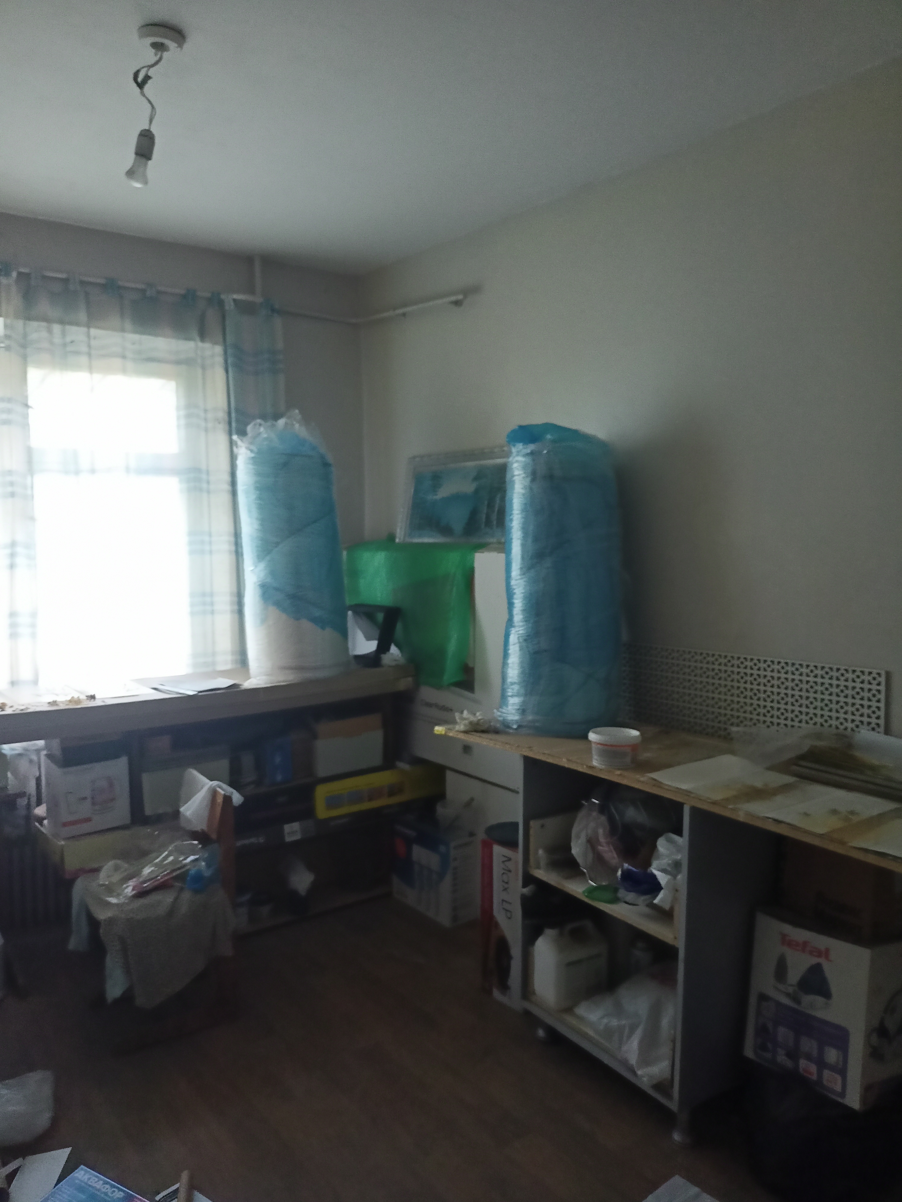 муниципальное нежилое помещение площадью 14,9 кв.м, этаж № 1, кадастровый номер 32:28:0020932:2480, расположенное по адресу: Брянская область, г.Брянск, ул. Есенина, д. 4.