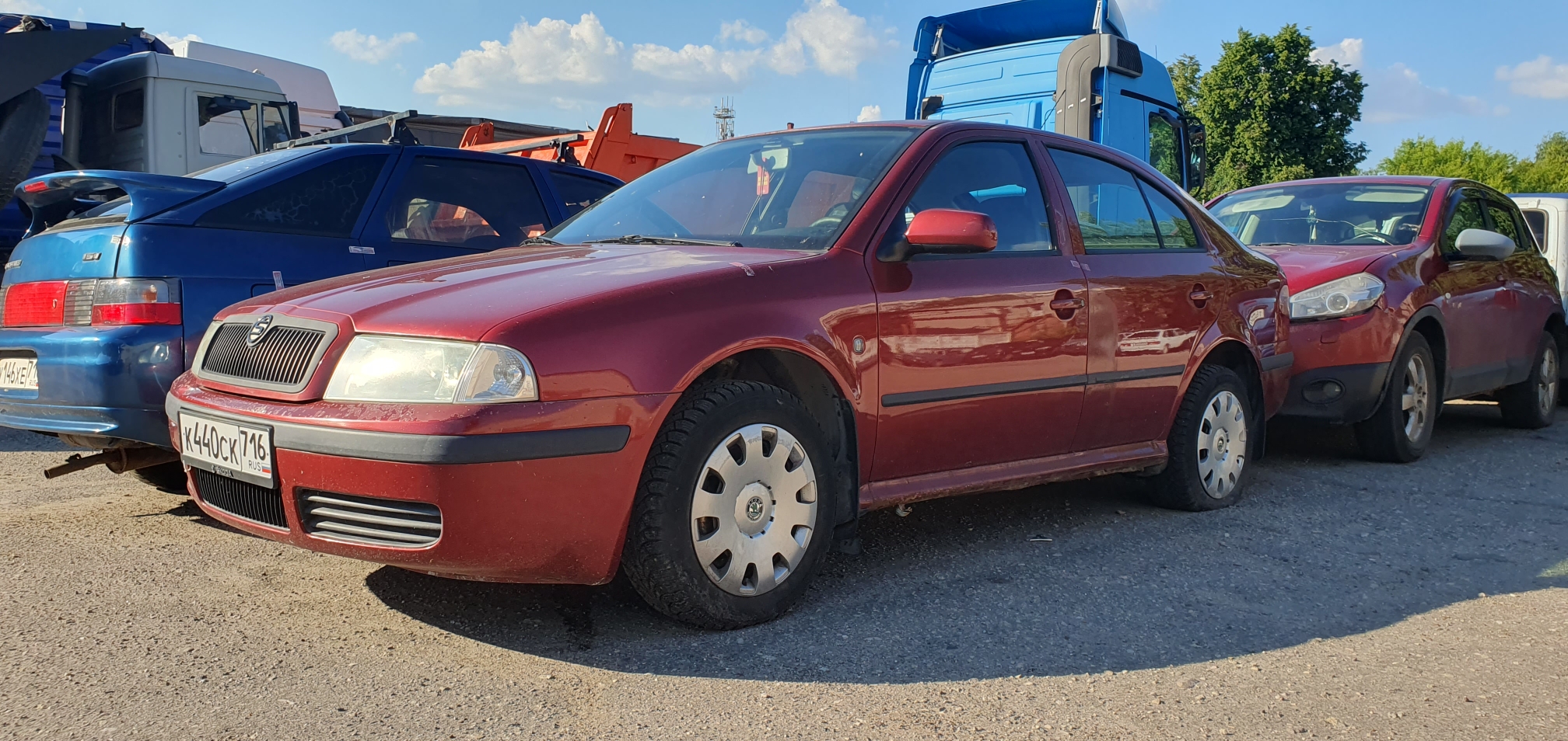 Автомобиль марки ШКОДА OCTAVIA TOUR (440)