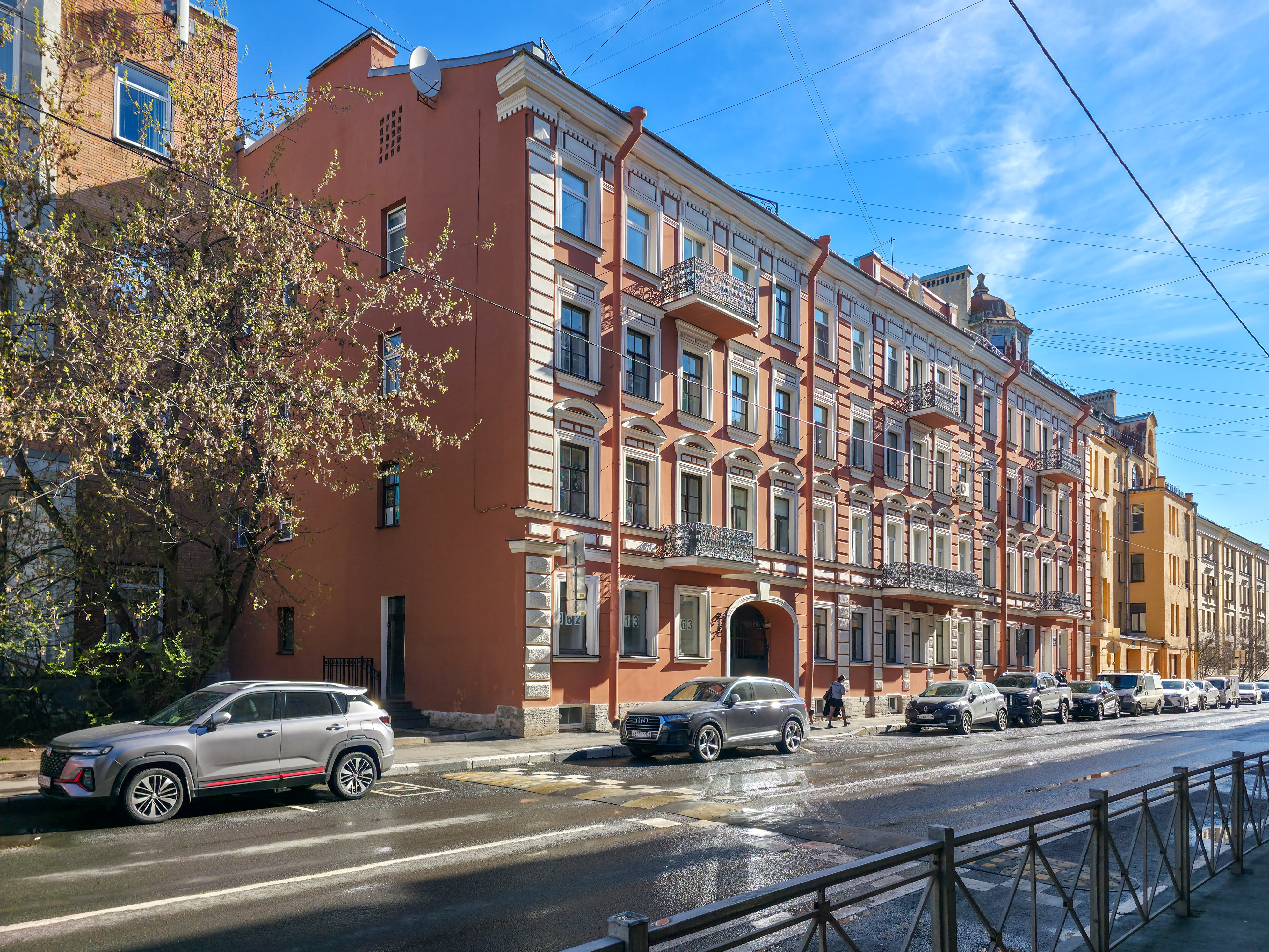 Объект нежилого фонда - нежилое помещение по адресу: Санкт-Петербург, улица Введенская, дом 12, литера А, помещение 1-Н