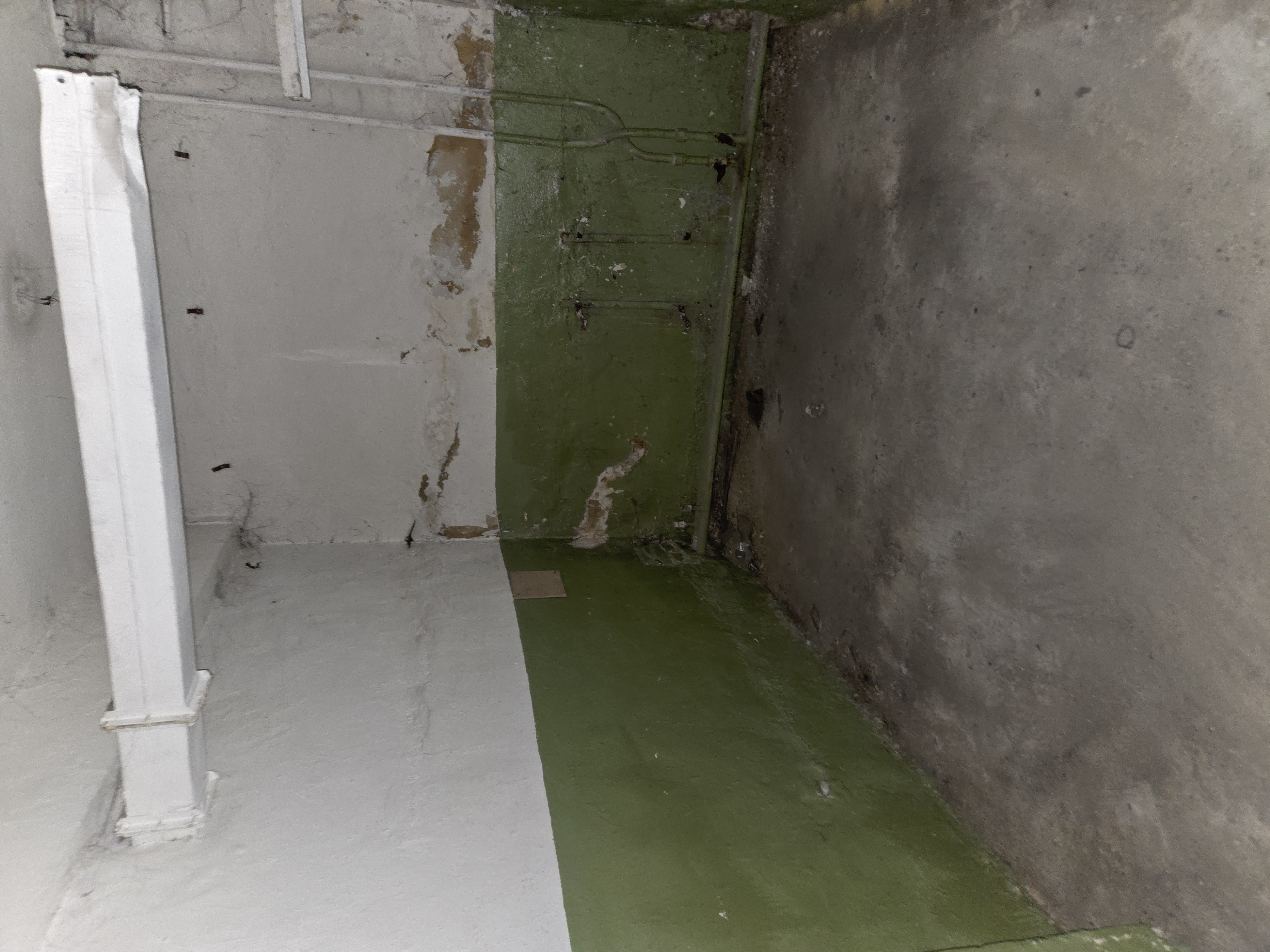 Нежилое помещение общей площадью 215,8 кв.м , расположенного по адресу: г.Челябинск, ул.Чайковского,д.20а, Литер. А2, цокольный этаж позиция 2, 4, 5, 6, 8 - Здание вставка
