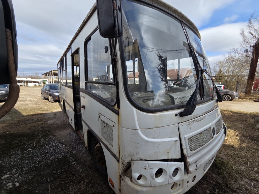 Автобус ПАЗ, 2013 года выпуска, государственный номер Е710ВМ53, идентификационный номер (VIN) X1M32042RD0001632.