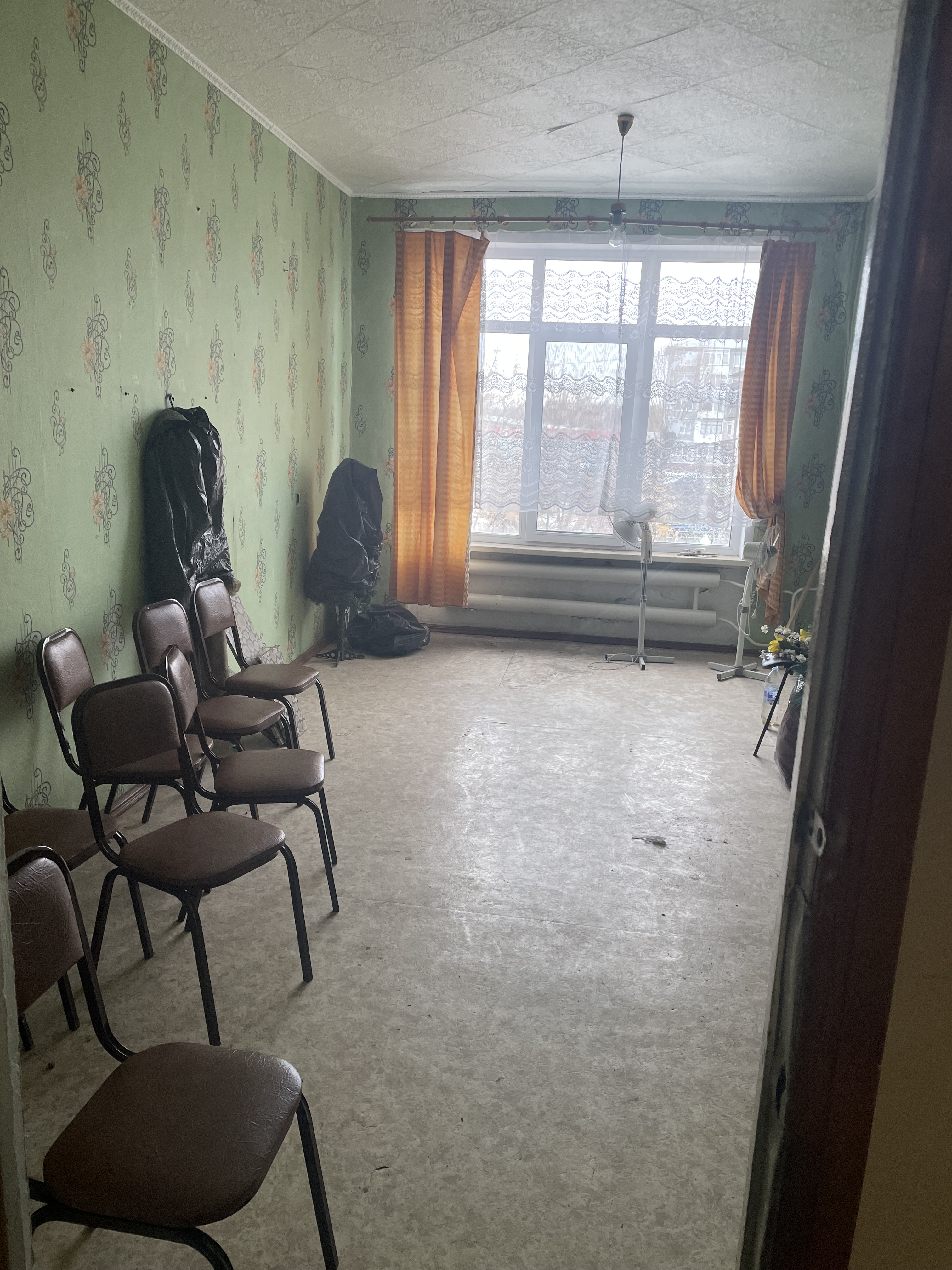 Нежилое помещение 16П, расположенное по адресу: г. Омск, мкр. Загородный, д. 3Б