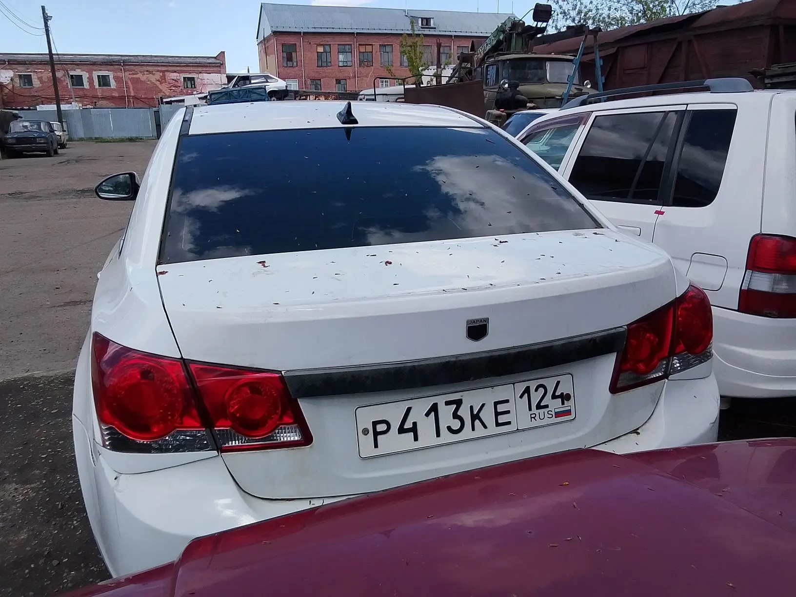 Автомобиль ДЭУ ЛАЧЕТИ, г/н Р413КЕ124, г.в. не установлен, VIN KLAJA69ED9R145719, комплектность и состояние  не проверялась данное  имущество обращено в доход государства(Документы и ключи отсутствуют).Находится г. Канск