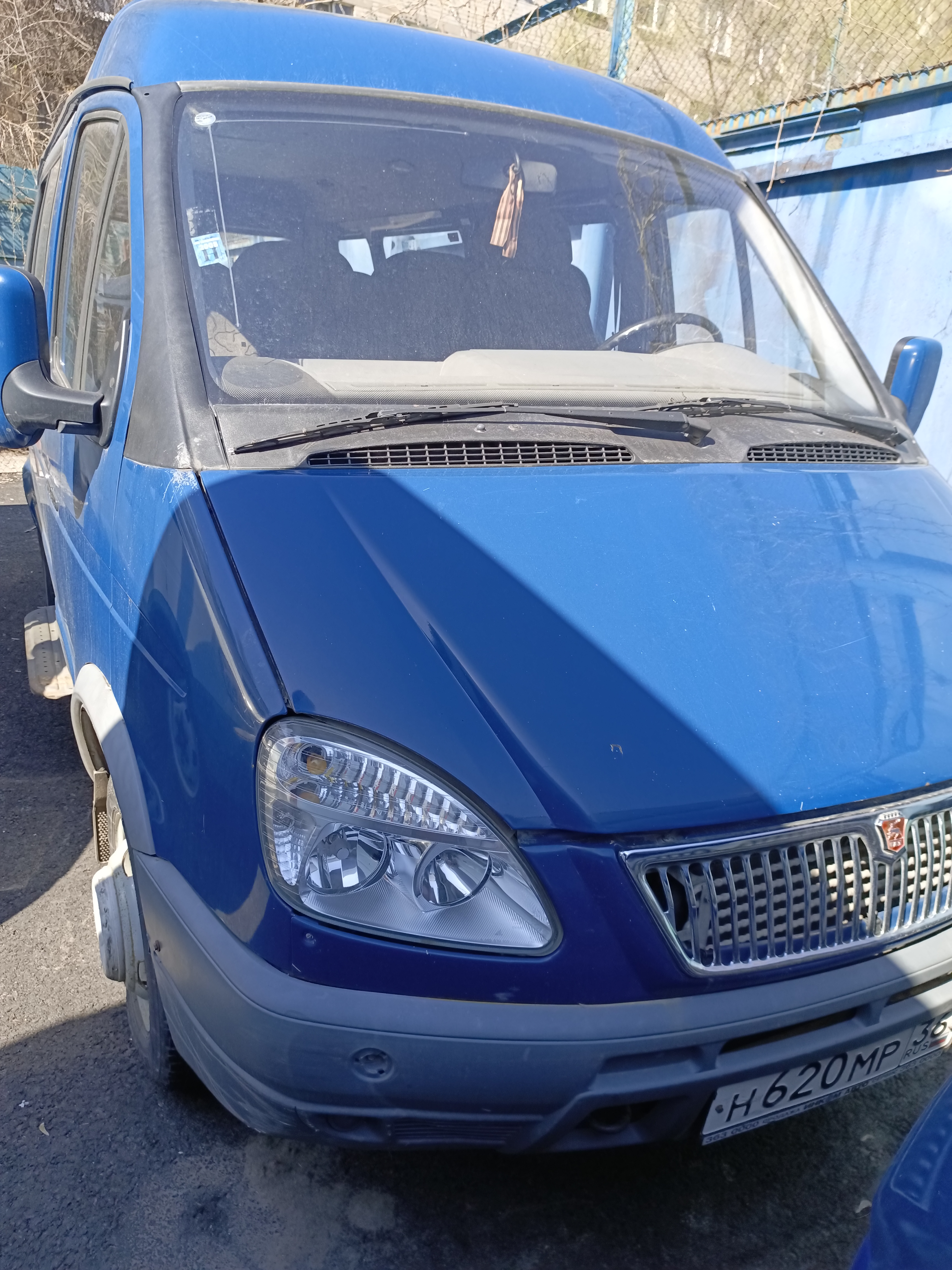 Продажа автомобиля ГАЗ 32213, 2006 года выпуска