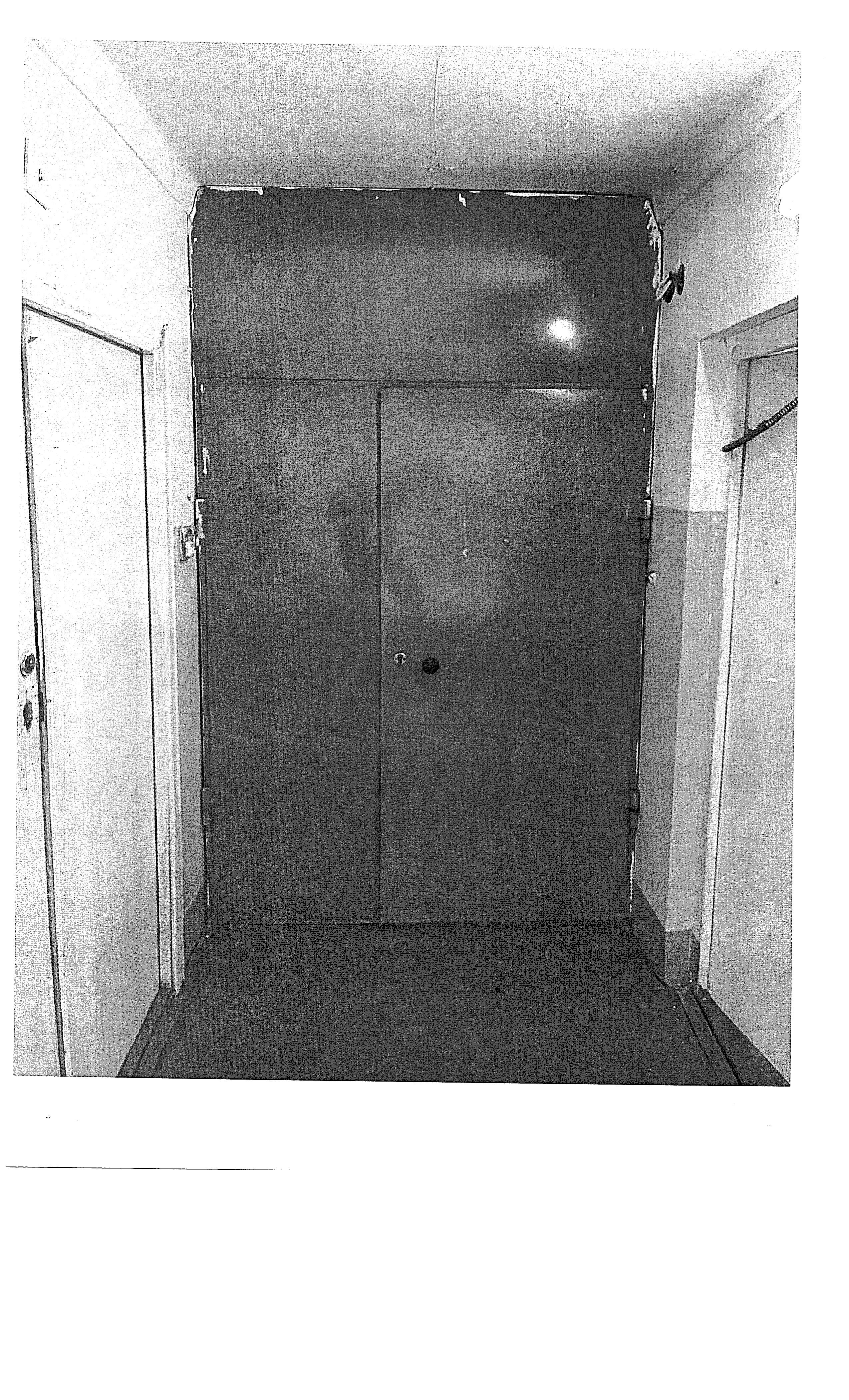 Жилое помещение (квартира), площадь 44,7 кв. м., кадастровый номер: 86:10:0101008:9769, г. Сургут, пр-кт Мира, д. 51, кв. 912, рег. № 26-302