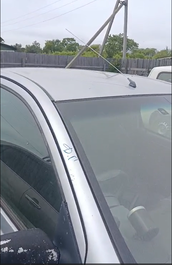 Автомобиль марки Toyota Vitz, г/н У302ТМ27, 2000 г.в, № кузова SCP100270780.серого цвета