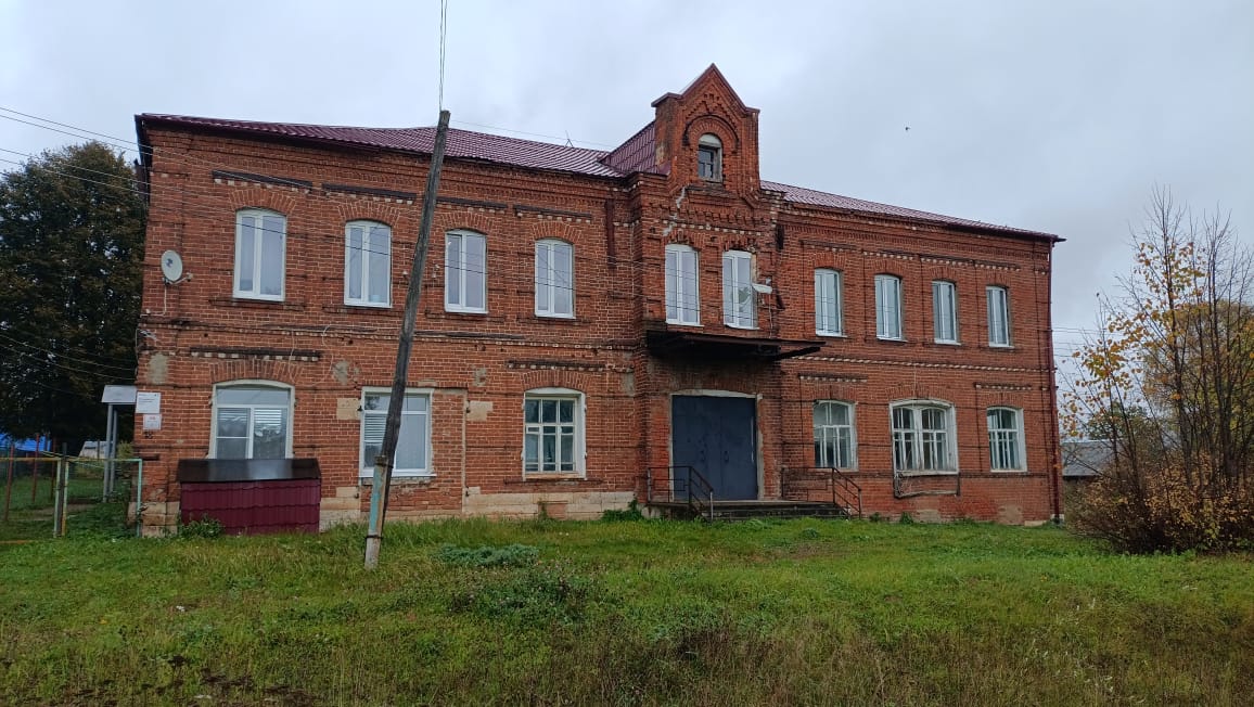 Имущество, находящееся в собственности Ярославской области, расположенное по адресу: Ярославская область, р-н Борисоглебский, с. Высоково (Высоковская с/а), ул. Центральная, д. 18