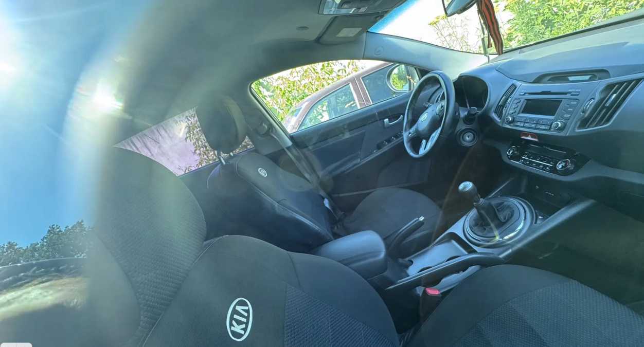 Легковой автомобиль Kia Sportage, с г/н К482МТ21, VIN XWEPC811CB0002838, 2011 г.в., цвет серебристый, (21-008859)
