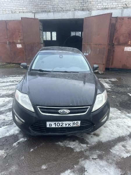 Автомобиль Форд «Мондео»