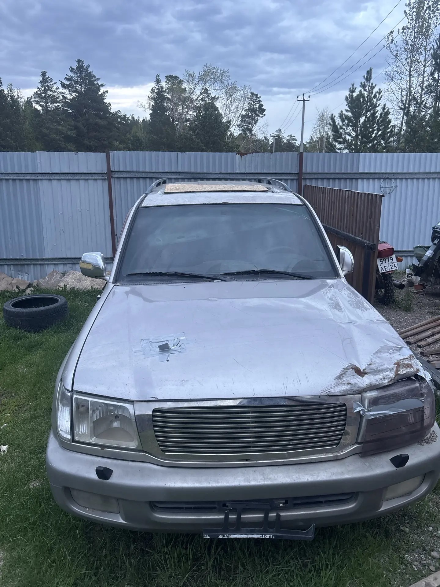 Автомобиль Toyota Land Cruiser, 2002г.в., VIN JT11TJA008009285, № двигателя 0333228, цвет серый, разукомплектован салон ( отсутствуют сиденья, обшивка и т.д), разукомплектован ДВС, рабочее состояние не проверялась данное имущество – бесхозяйное, обращено в доход государства, (Документы отсутствуют)Находится в Березовском районе