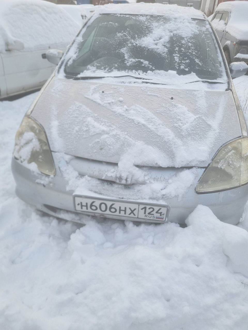 Автомобиль HONDA CIVIC, г/н Н606НХ124, 2000 г.в., кузов № EU 11006418 , двигатель №3609923, цвет серый, комплектность и состояние не проверялась данное имущество обращено в доход государства, находится в Богучанском районе (Документы отсутствуют)